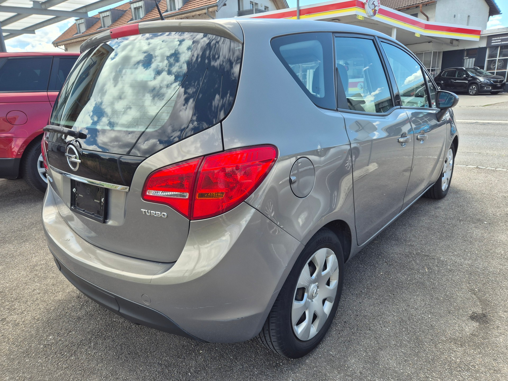 OPEL Meriva 1.4 Turbo Cosmo-image-2