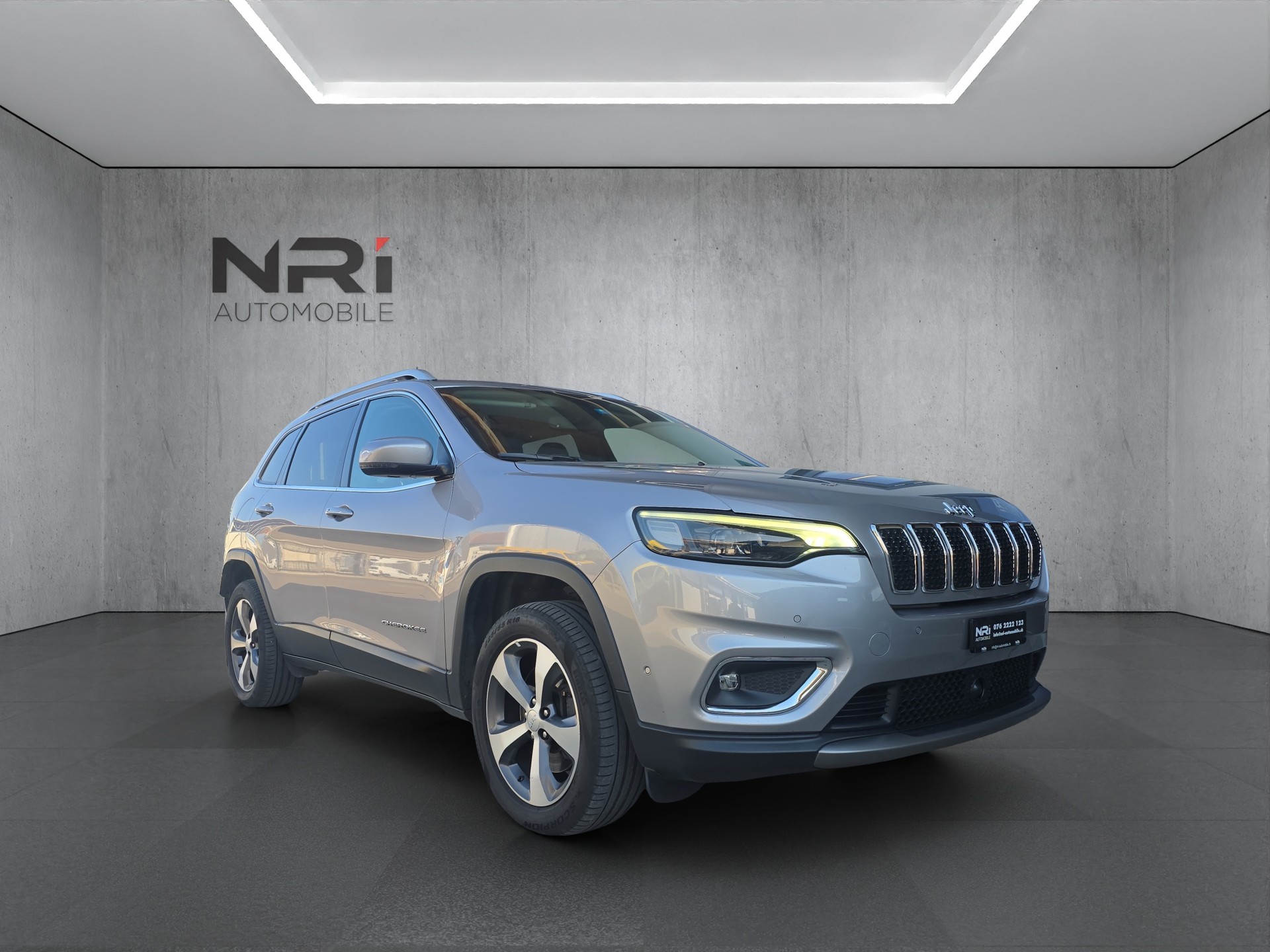 JEEP Cherokee 2.0 T Limited AWD-image-2