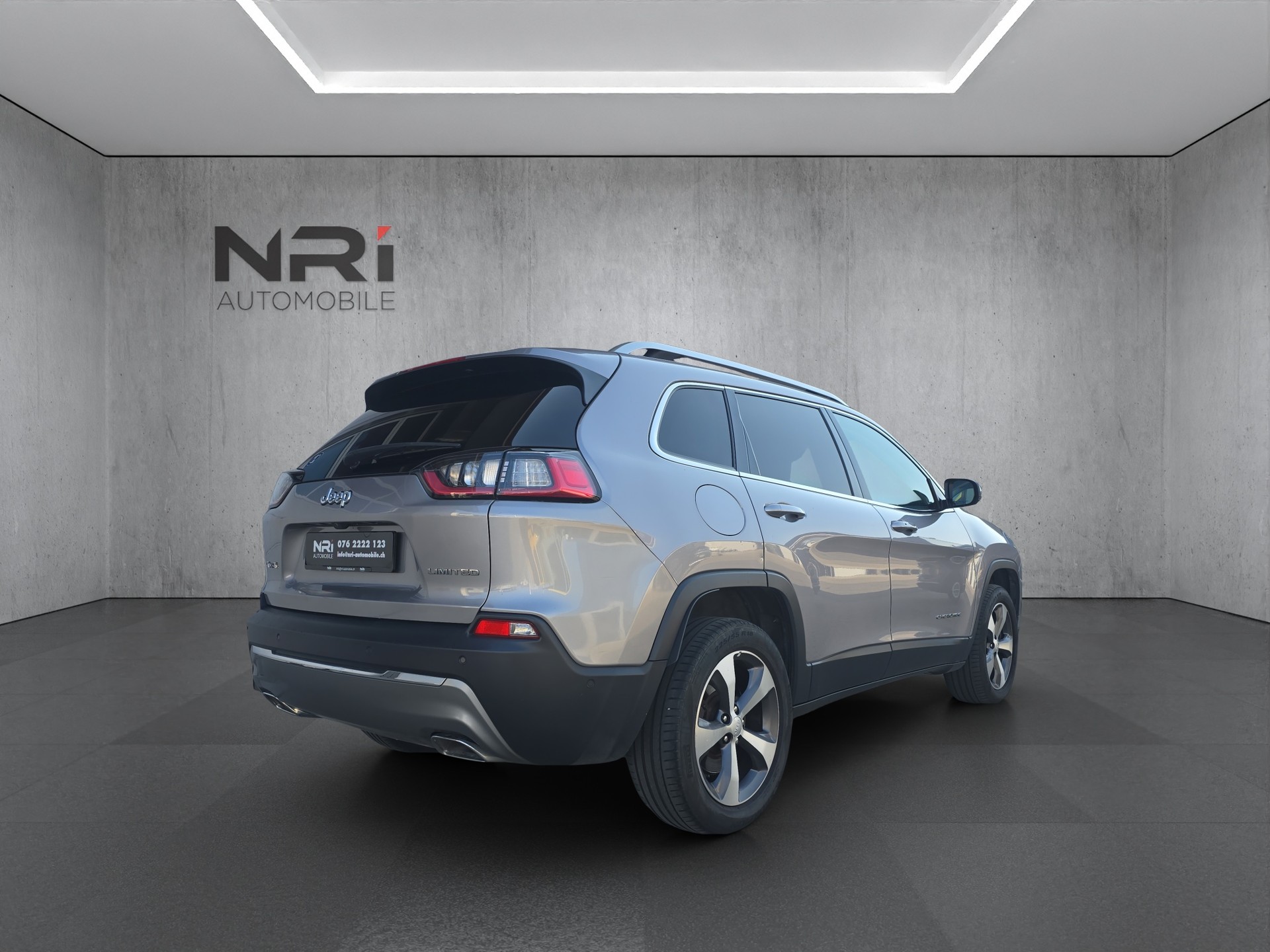 JEEP Cherokee 2.0 T Limited AWD-image-4