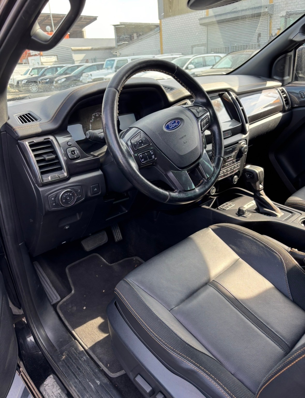 FORD 2.0 EcoBlue 4x4 Wildtrak-image-3