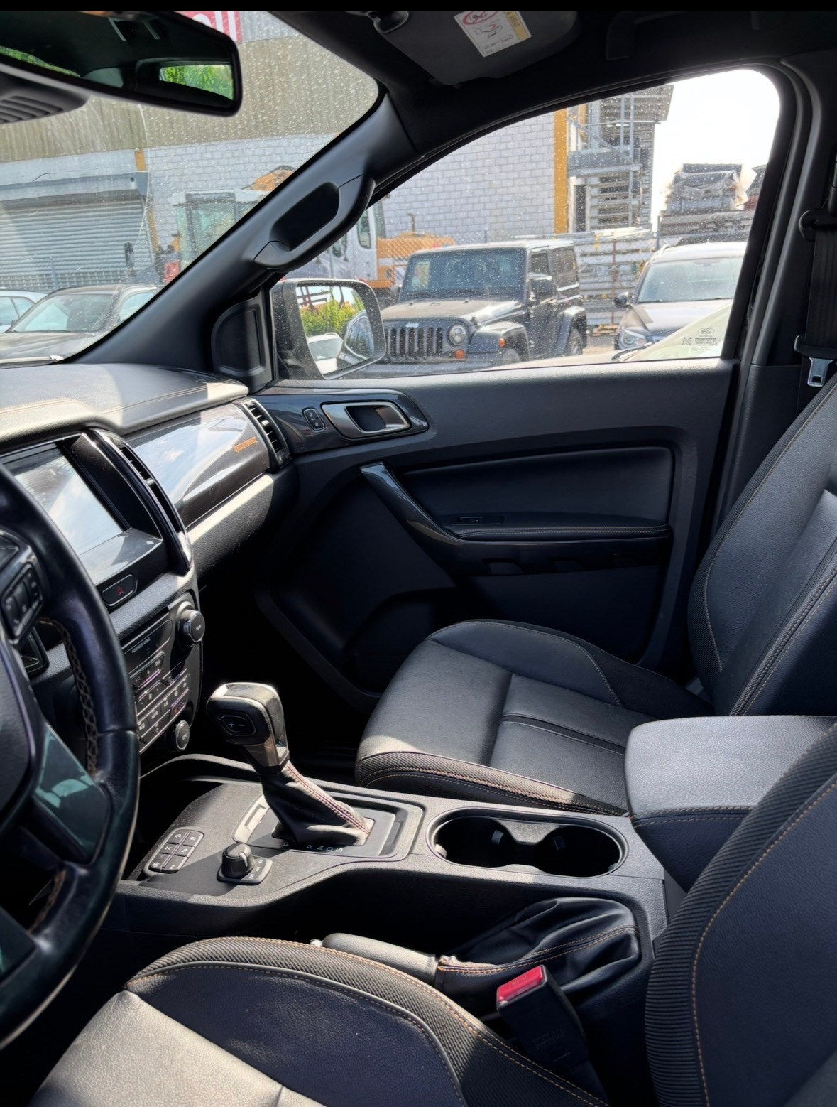 FORD 2.0 EcoBlue 4x4 Wildtrak-image-2