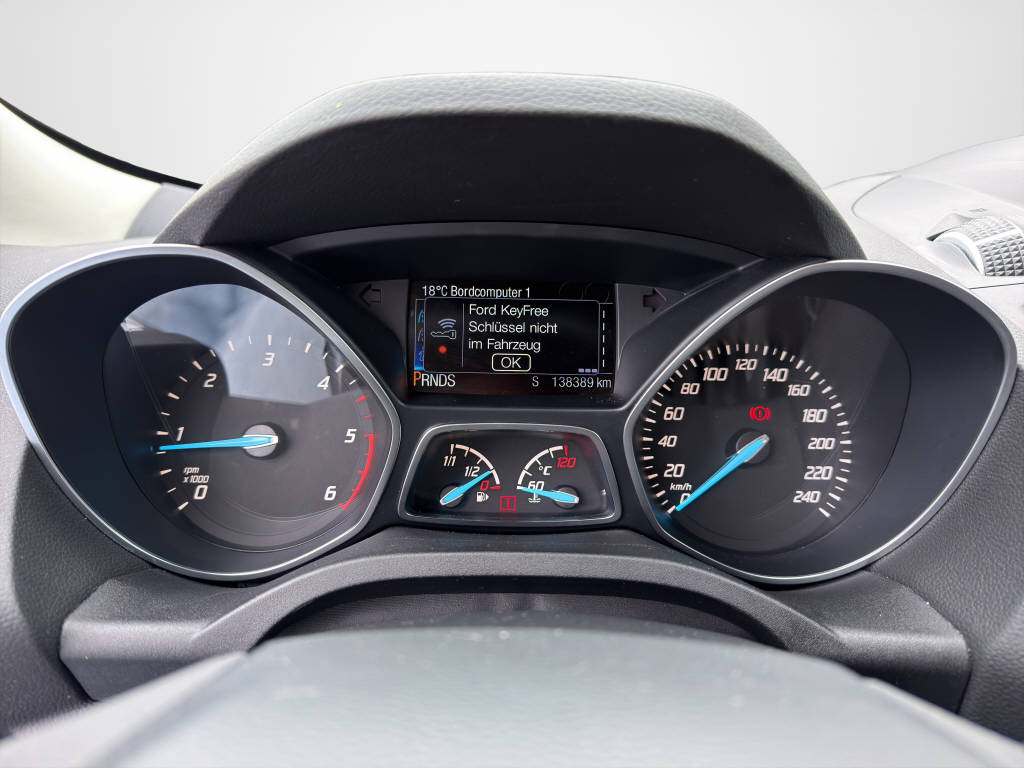 FORD Kuga 2.0 TDCi 180 Carving FPS-image-10