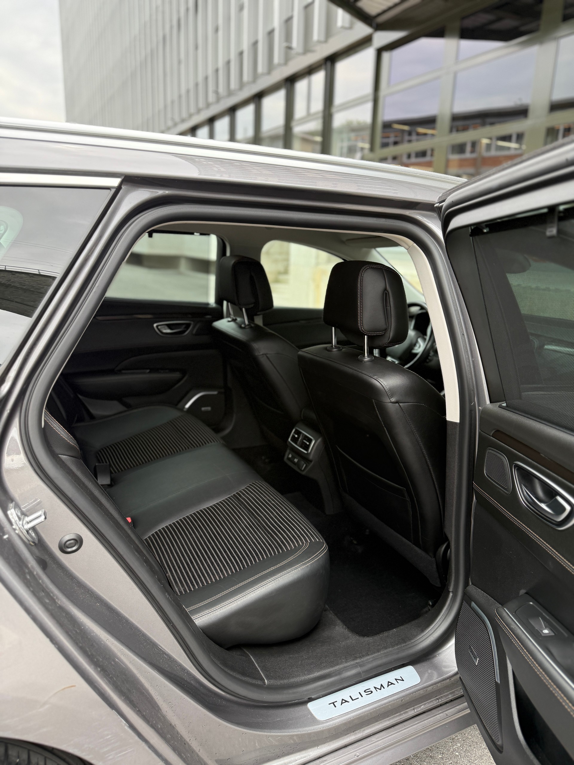 RENAULT Talisman Grandtour 1.6 dCi Intens EDC-image-13