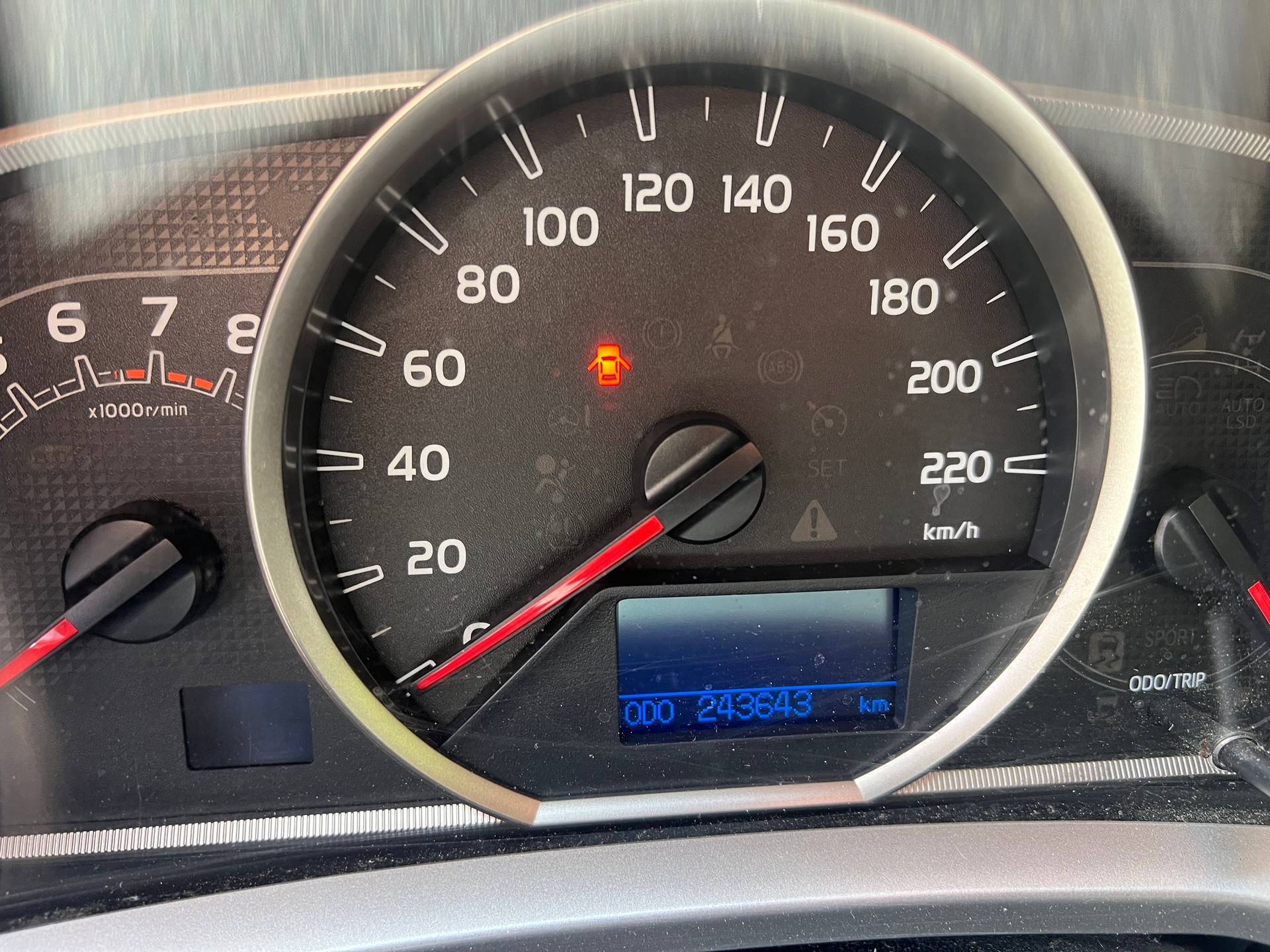 TOYOTA RAV-4 2.0 16V Sol Multidrive S-image-7