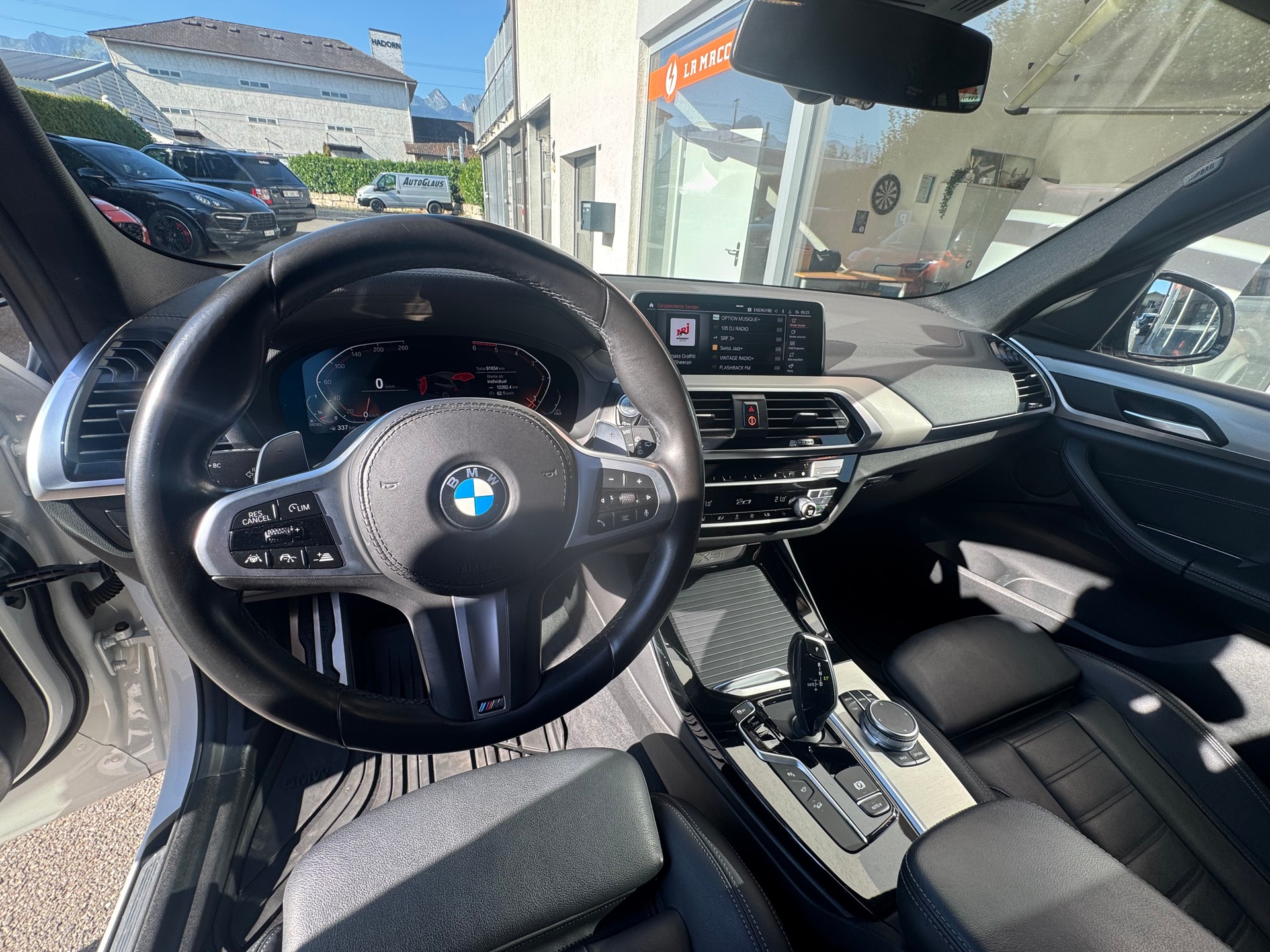 BMW X3 xDrive 20d Individual M Sport Steptronic-image-4
