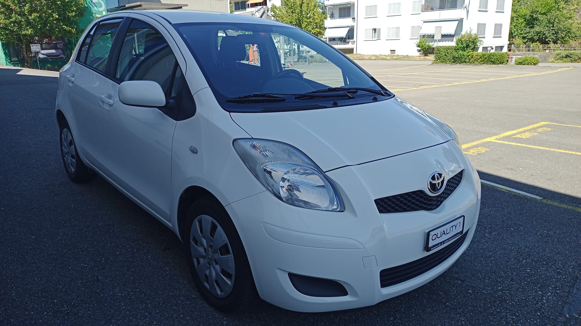 TOYOTA Yaris 1.33 Linea Sol-image-2