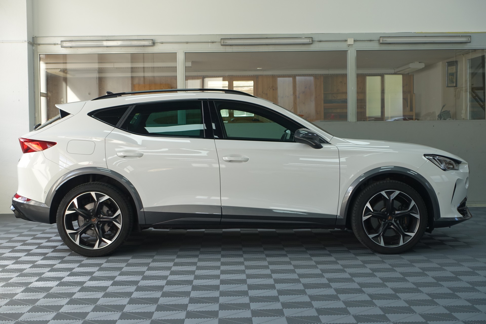CUPRA Formentor 2.0 TSI VZ 4Drive DSG-image-4