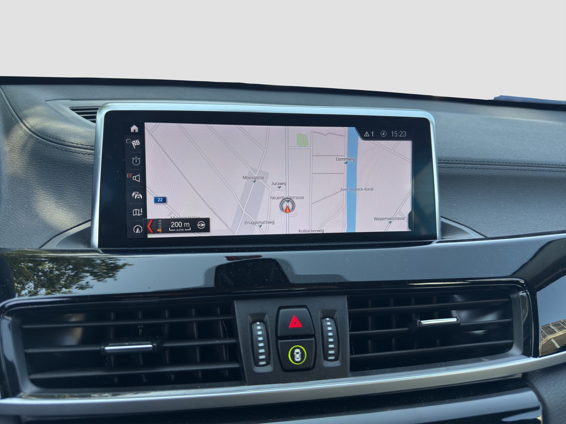 BMW X1 xDrive 18d Sport Line Steptronic-image-10