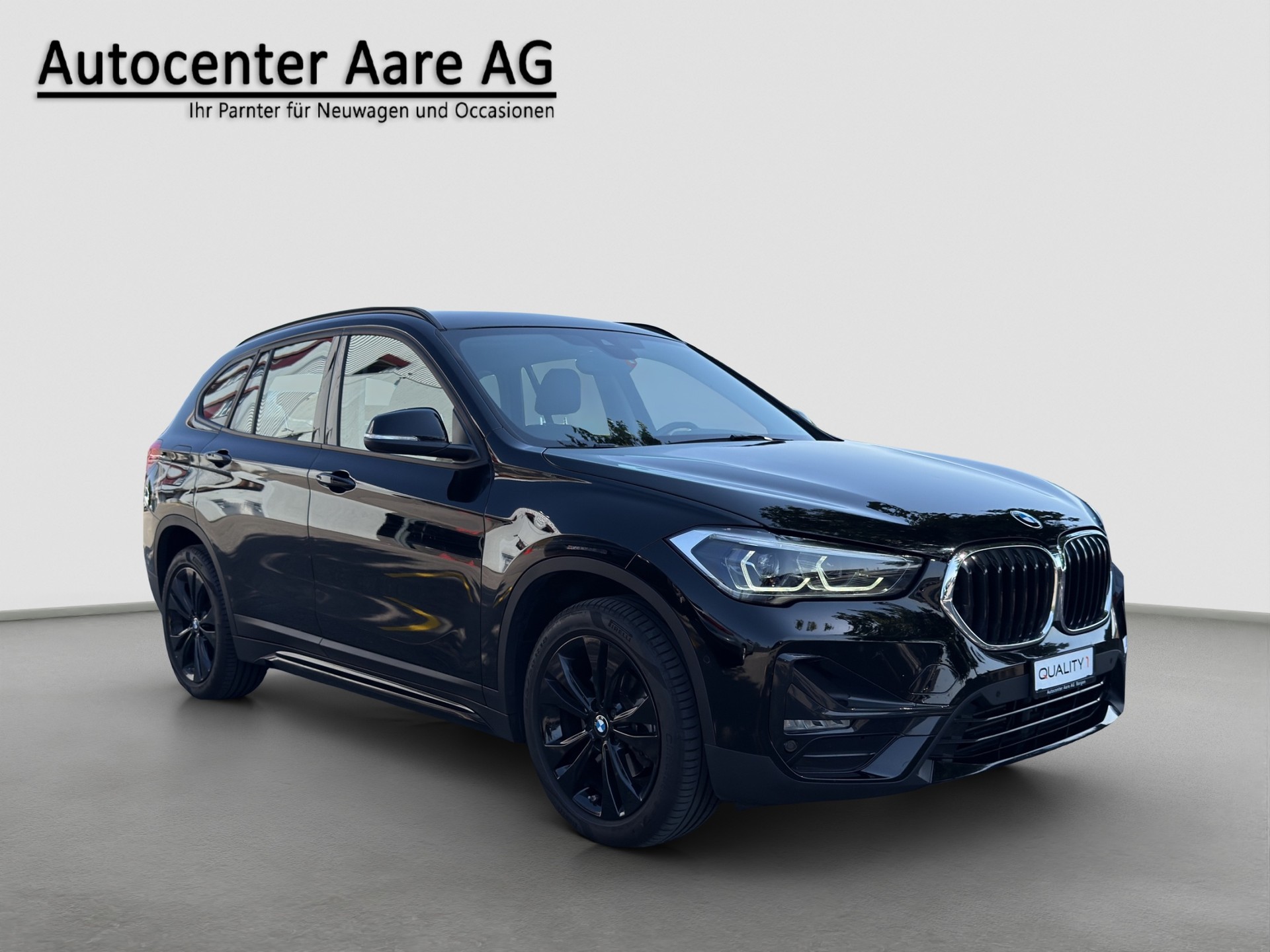 BMW X1 xDrive 18d Sport Line Steptronic-image-0