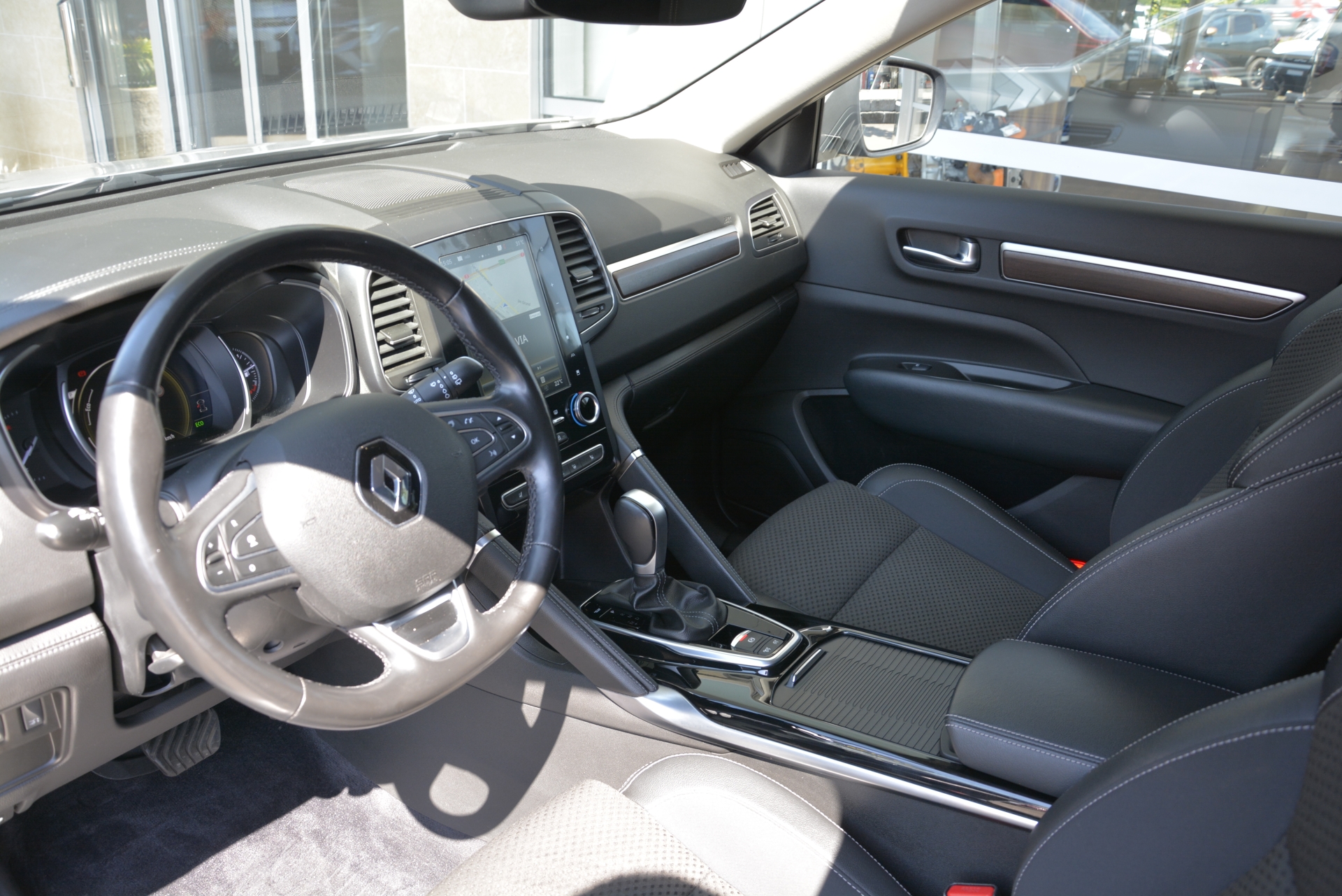 RENAULT Koleos 2.0 Blue dCi Intens X-Tronic 4WD-image-4