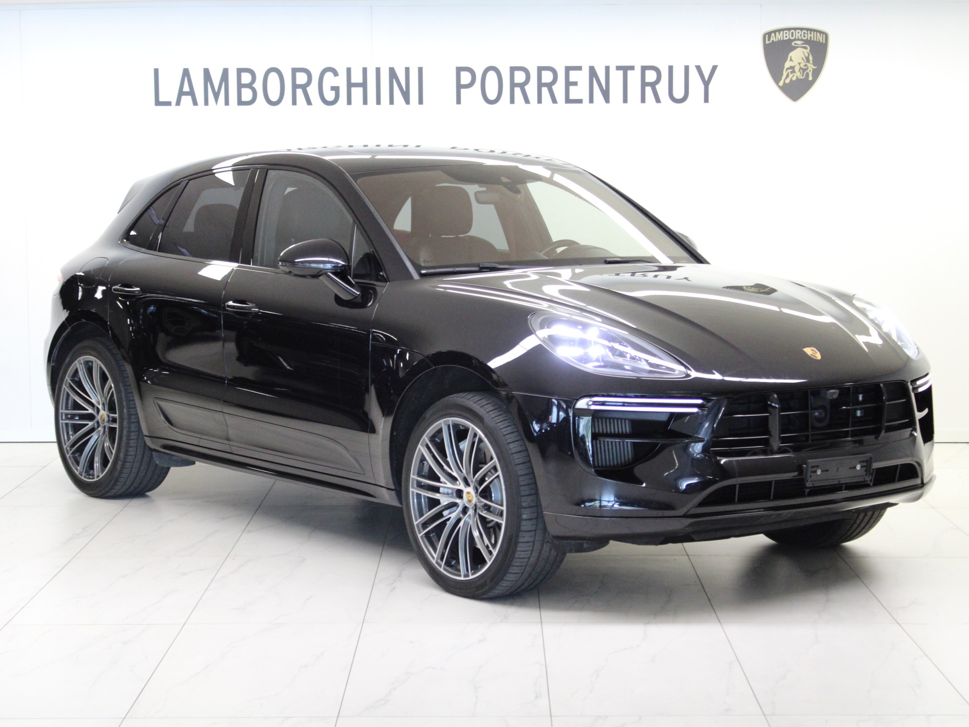 PORSCHE Macan Turbo PDK-image-0