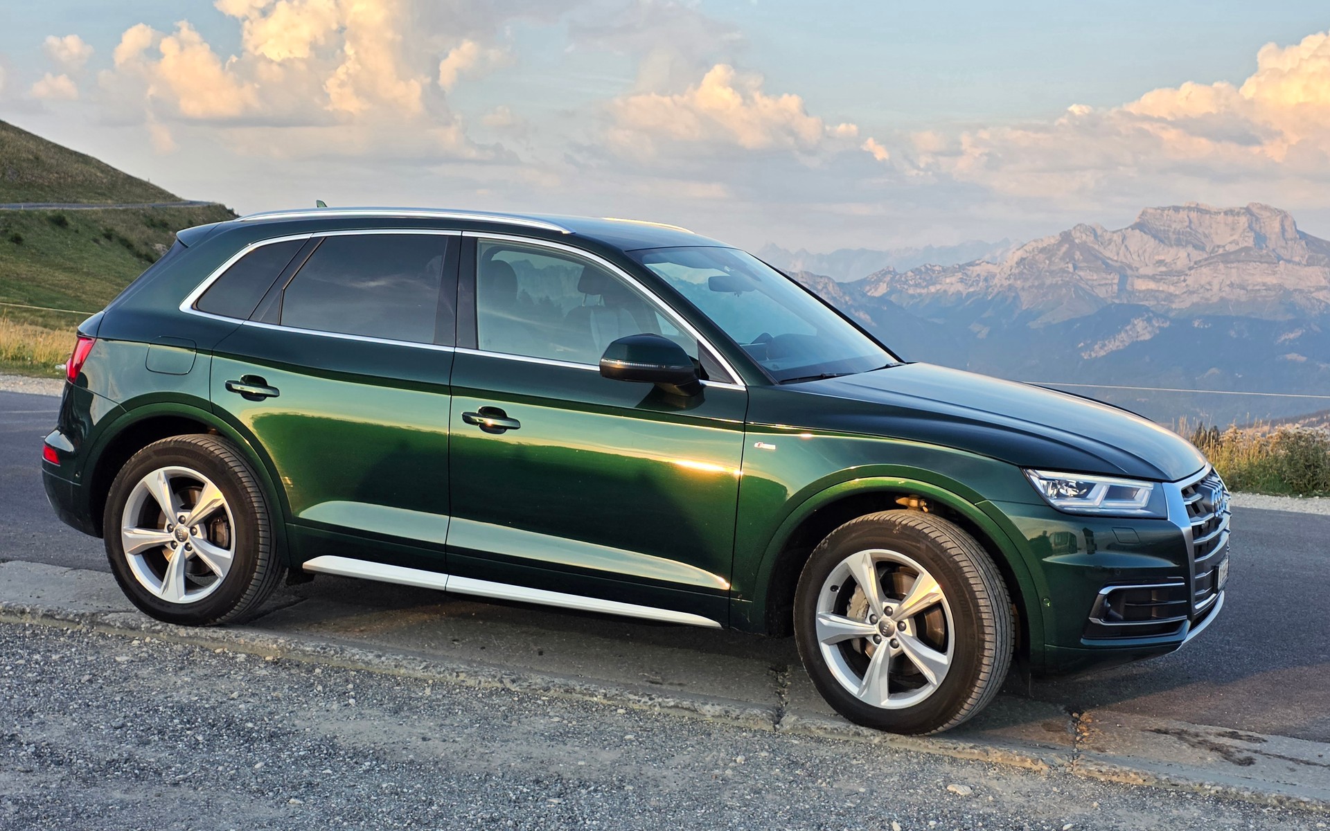 AUDI 2.0 45 TFSI Sport qu. S-Tronic-image-2