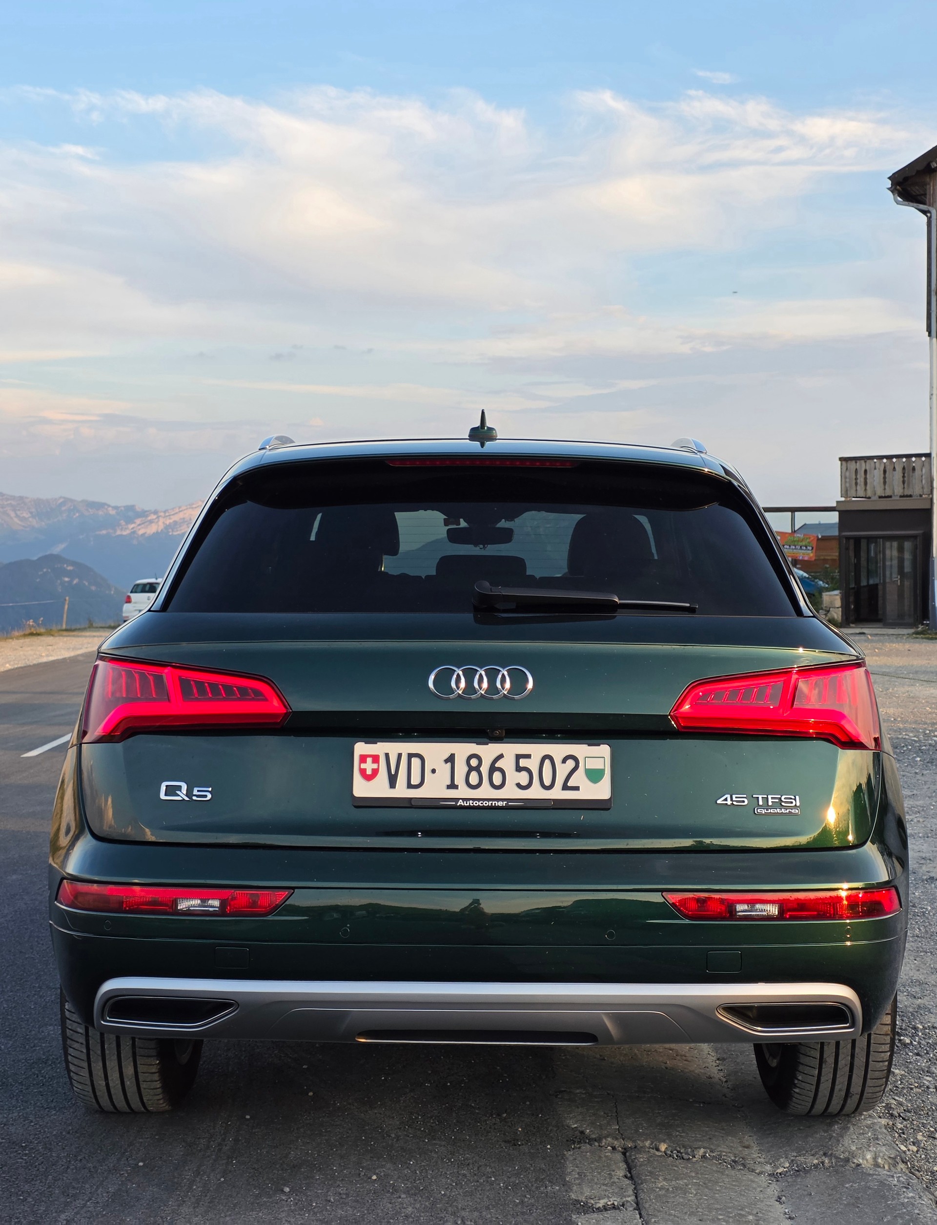 AUDI 2.0 45 TFSI Sport qu. S-Tronic-image-3