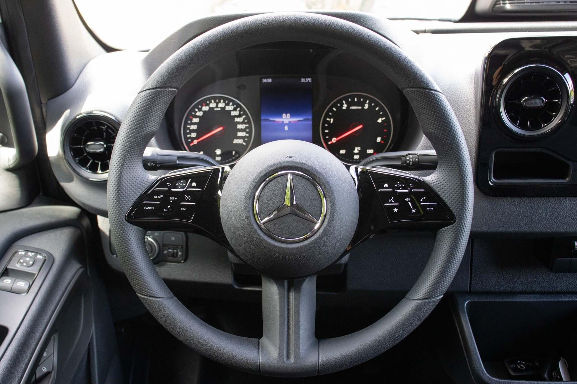 MERCEDES-BENZ Sprinter 315 CDI Kasten PRO Hochdach Standard-image-8
