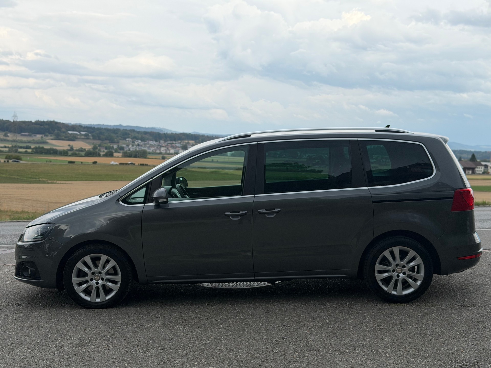 SEAT Alhambra 2.0 TDI Style Viva Eco DSG-image-1
