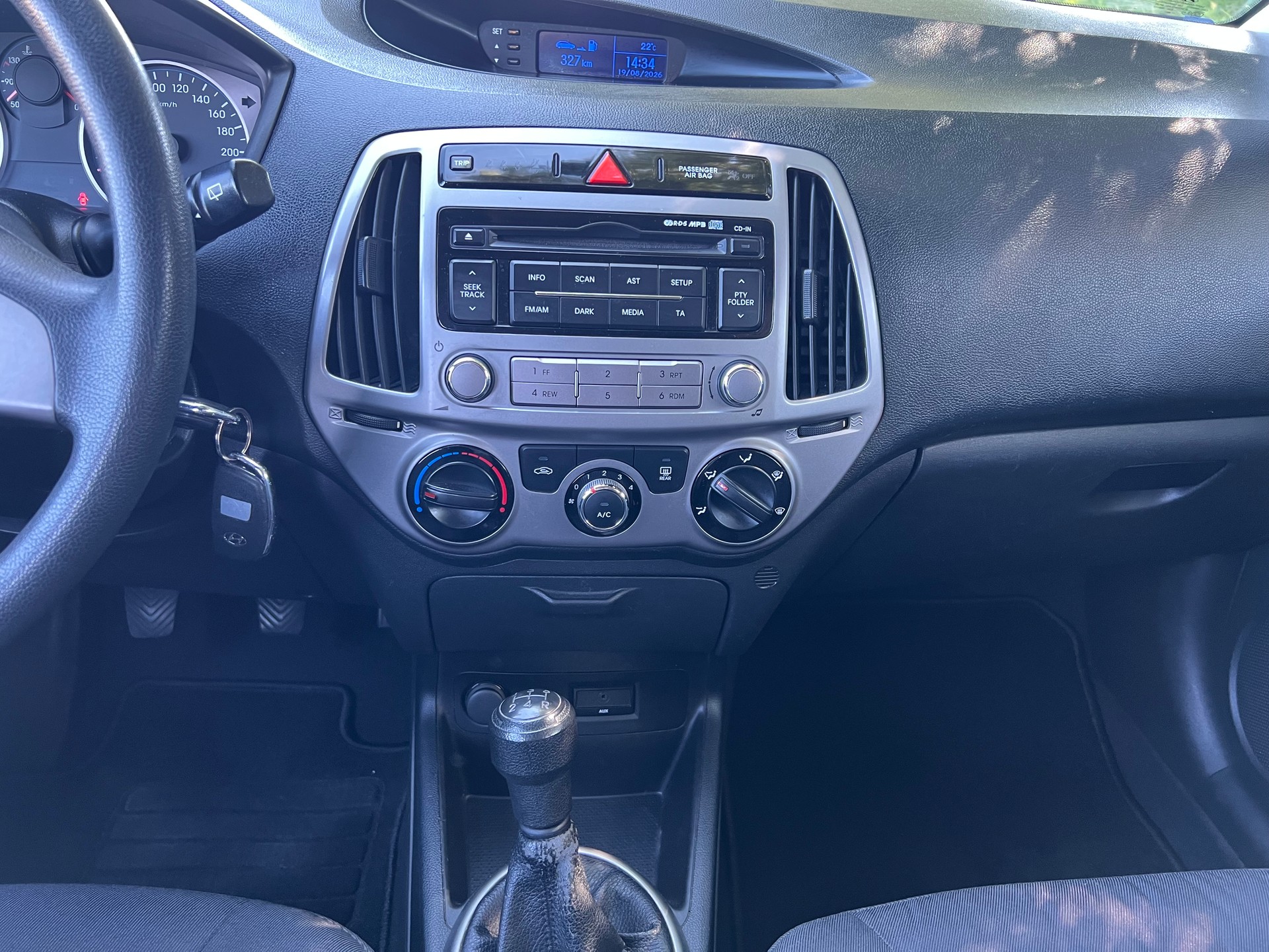 HYUNDAI i20 1.2 Pica-image-9