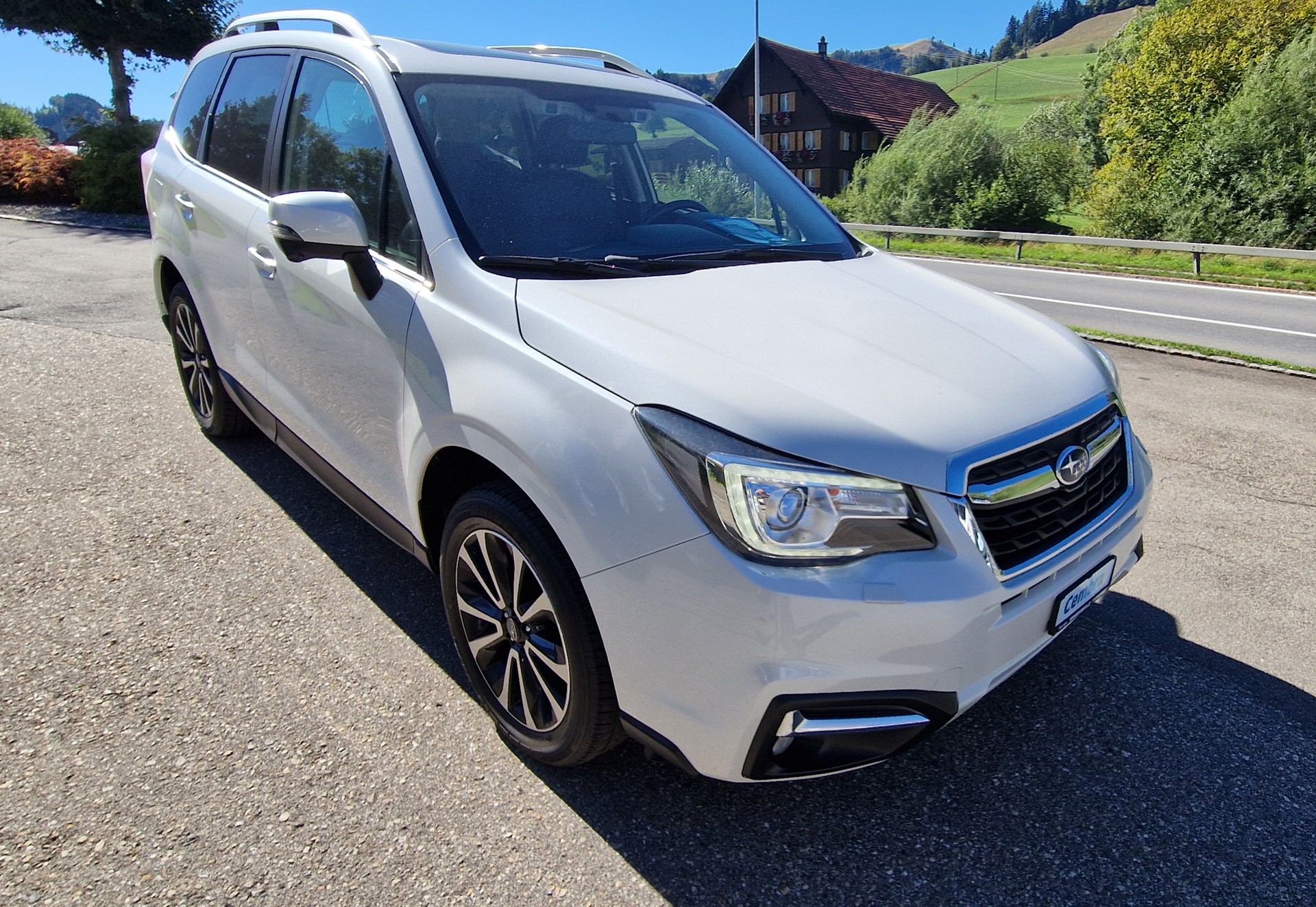 SUBARU Forester 2.0i Swiss Plus Lineartronic-image-2