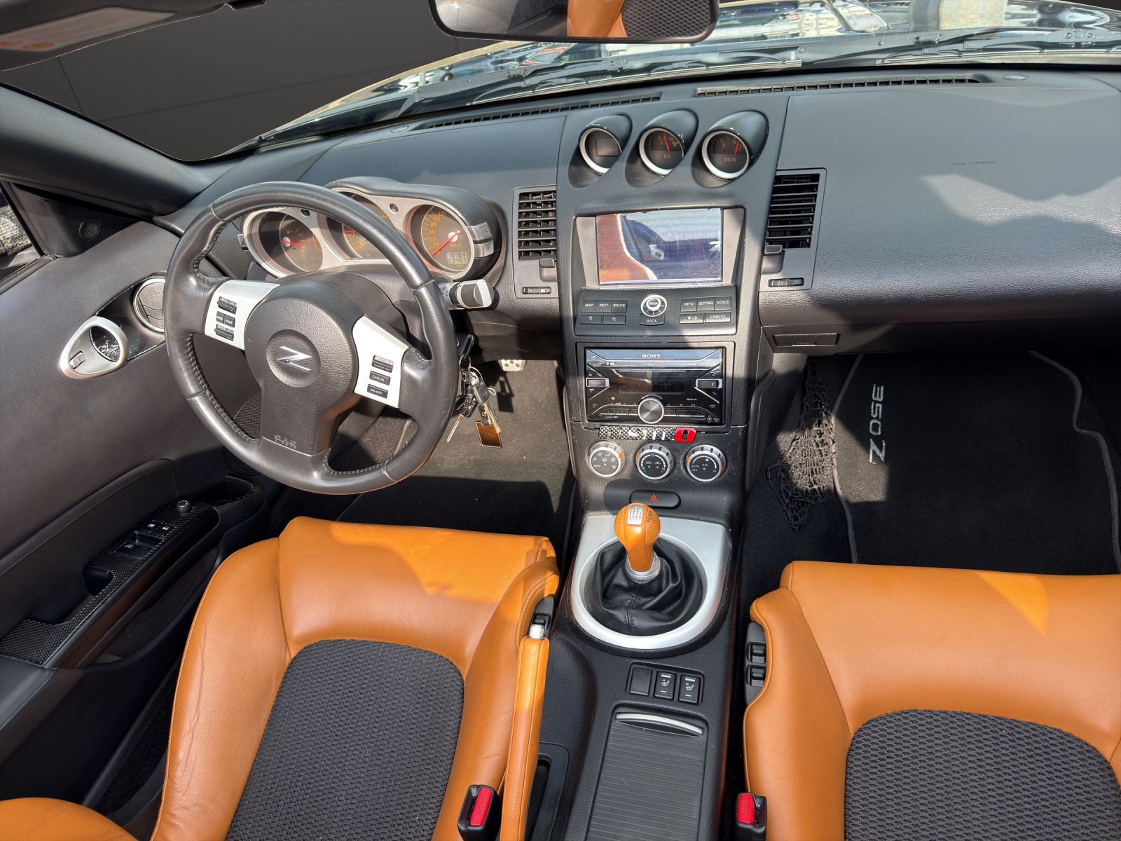 NISSAN 350 Z Roadster – 300 PS | V6 | Handschalter | Heckantrieb | Pure Emotion!-image-8
