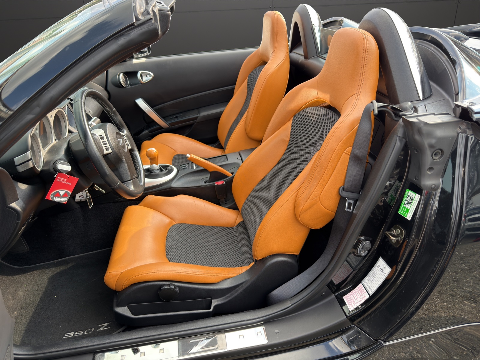 NISSAN 350 Z Roadster – 300 PS | V6 | Handschalter | Heckantrieb | Pure Emotion!-image-6