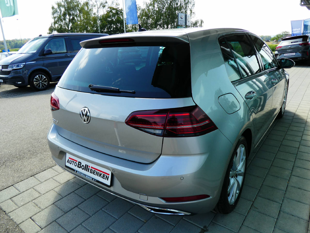 VW Golf VII 1.5 TSI 150 Highline DSG-image-4