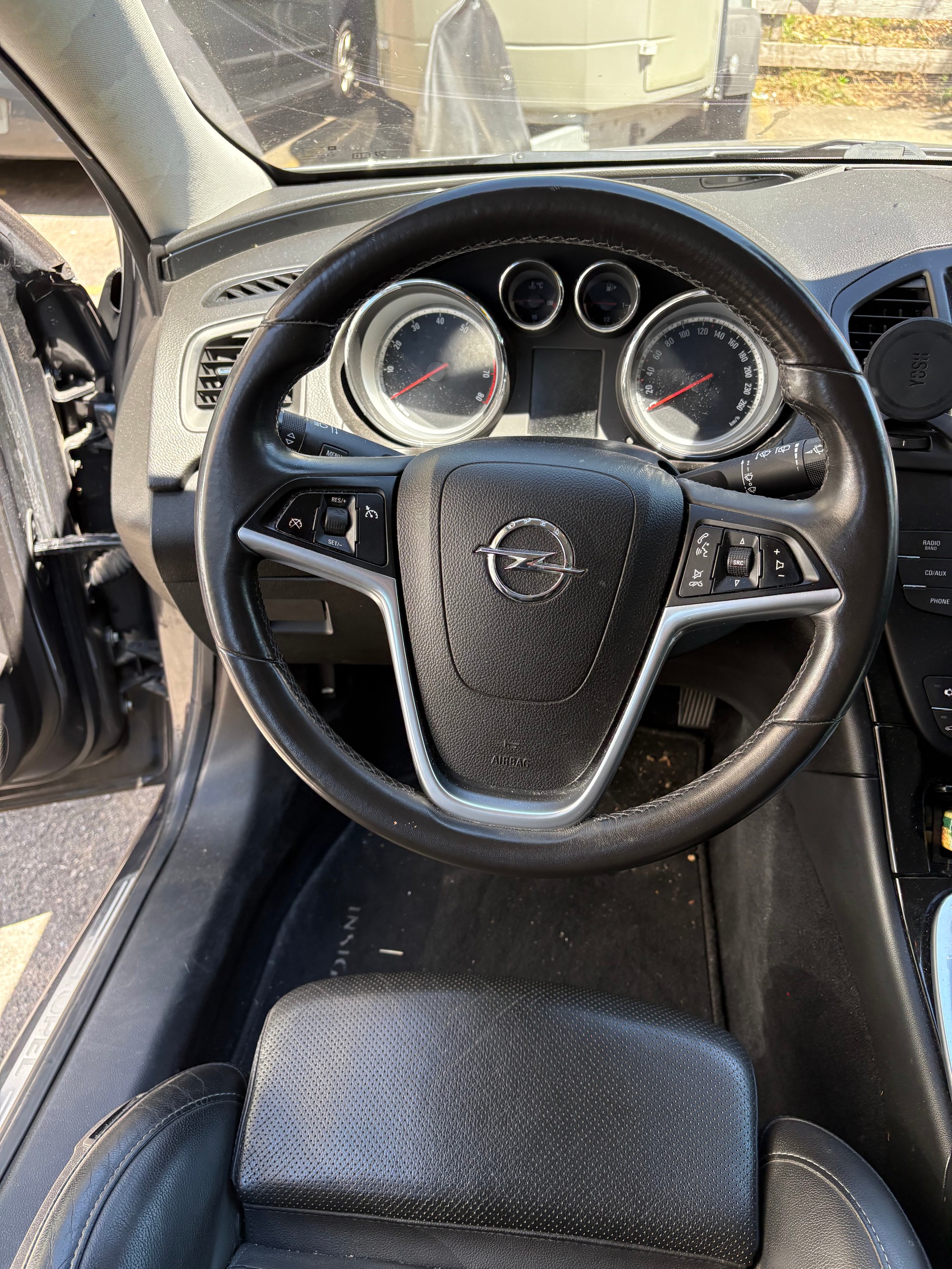 OPEL Insignia ST 2.8 Turbo Sport 4WD Aut.-image-8