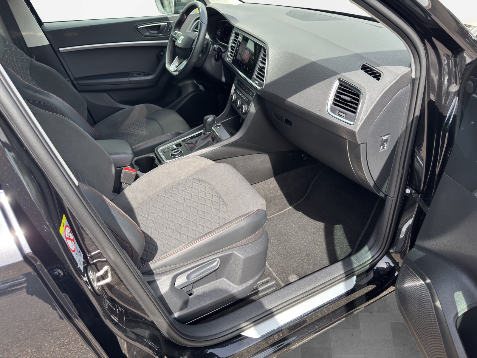 SEAT Ateca 1.5 TSI EVO DSG FR-image-13