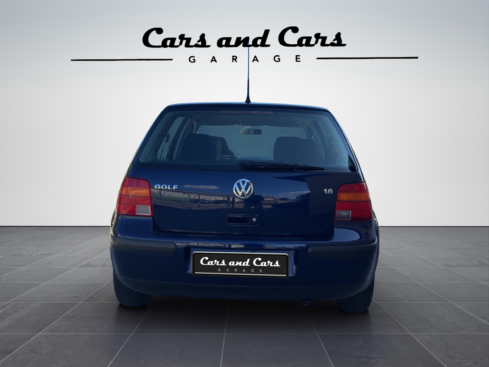 VW Golf 1.6 Comfortline Automatic-image-5
