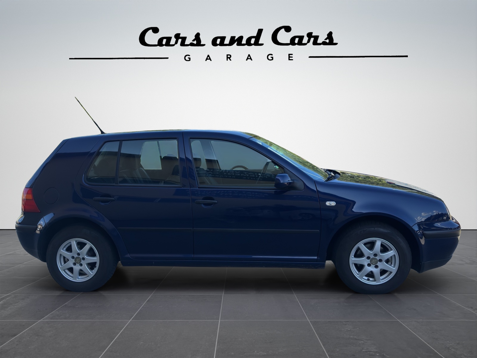 VW Golf 1.6 Comfortline Automatic-image-3