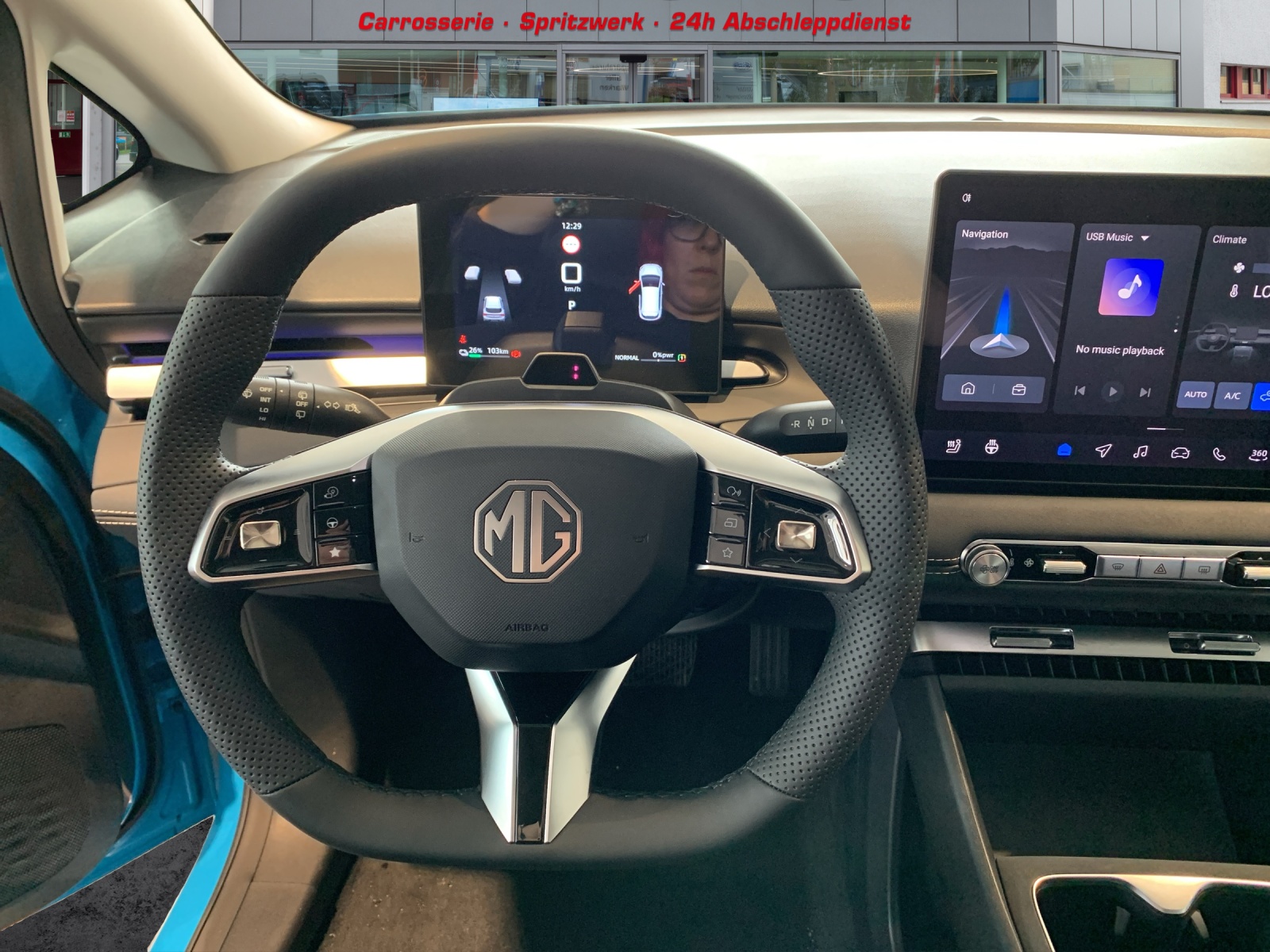 MG 4 Urban 54 kWh Premium-image-9