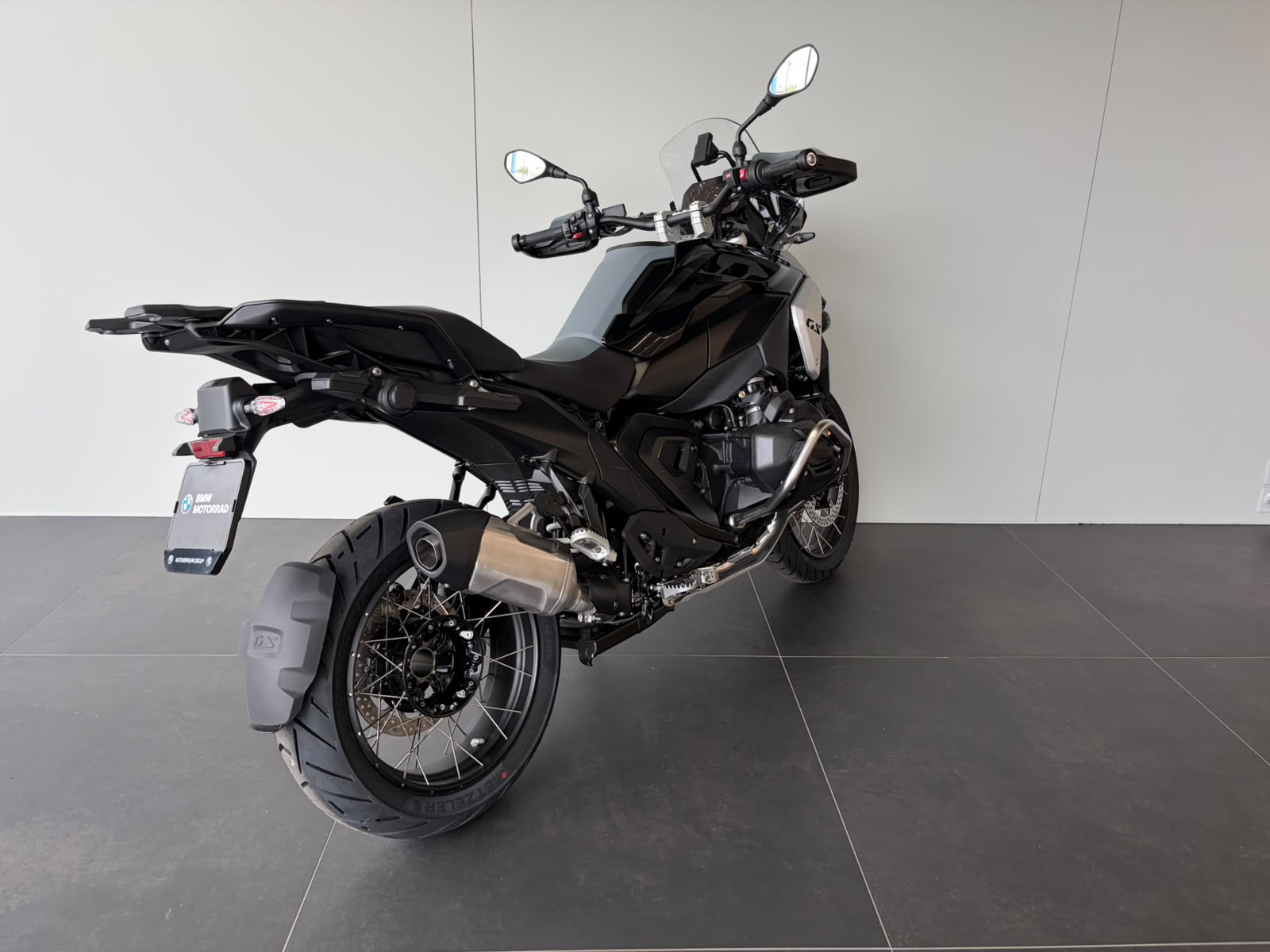 BMW R 1300 GS-image-9