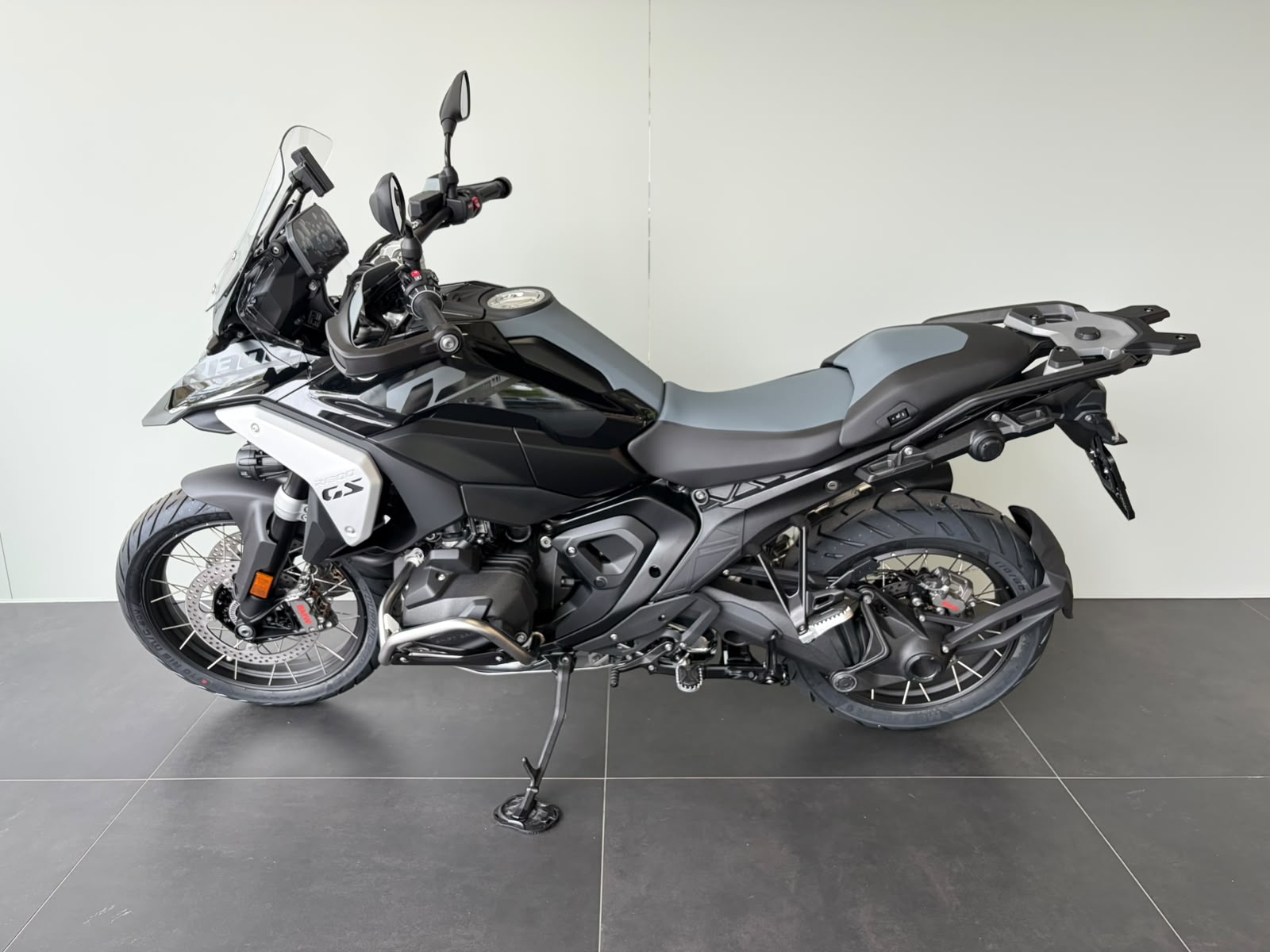BMW R 1300 GS-image-6