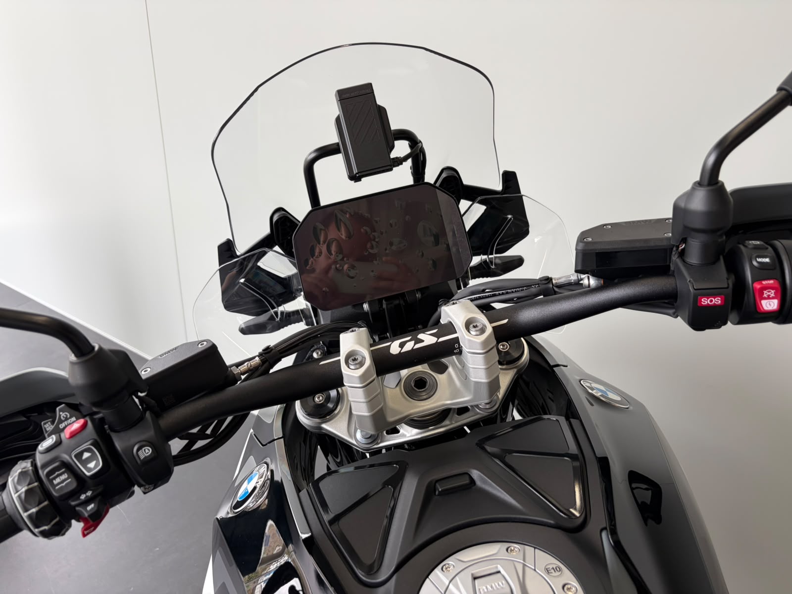 BMW R 1300 GS-image-10