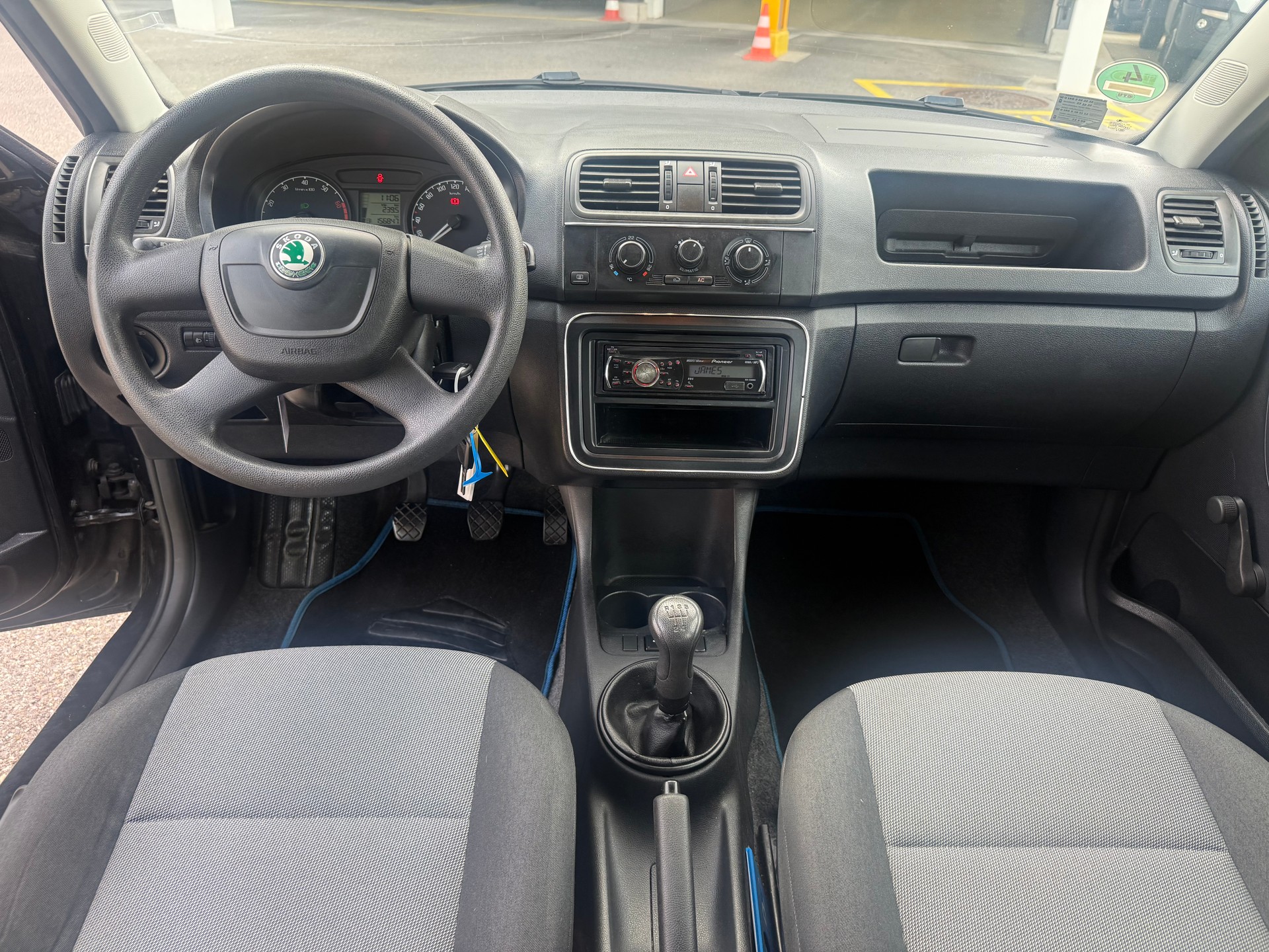 SKODA Fabia 1.2 Clever-image-6