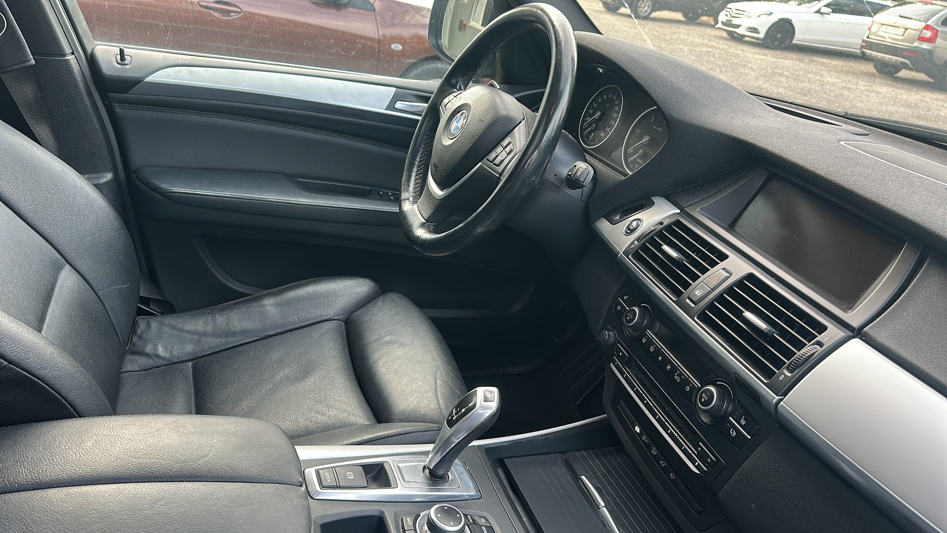 BMW X5 xDrive 40d Steptronic-image-11