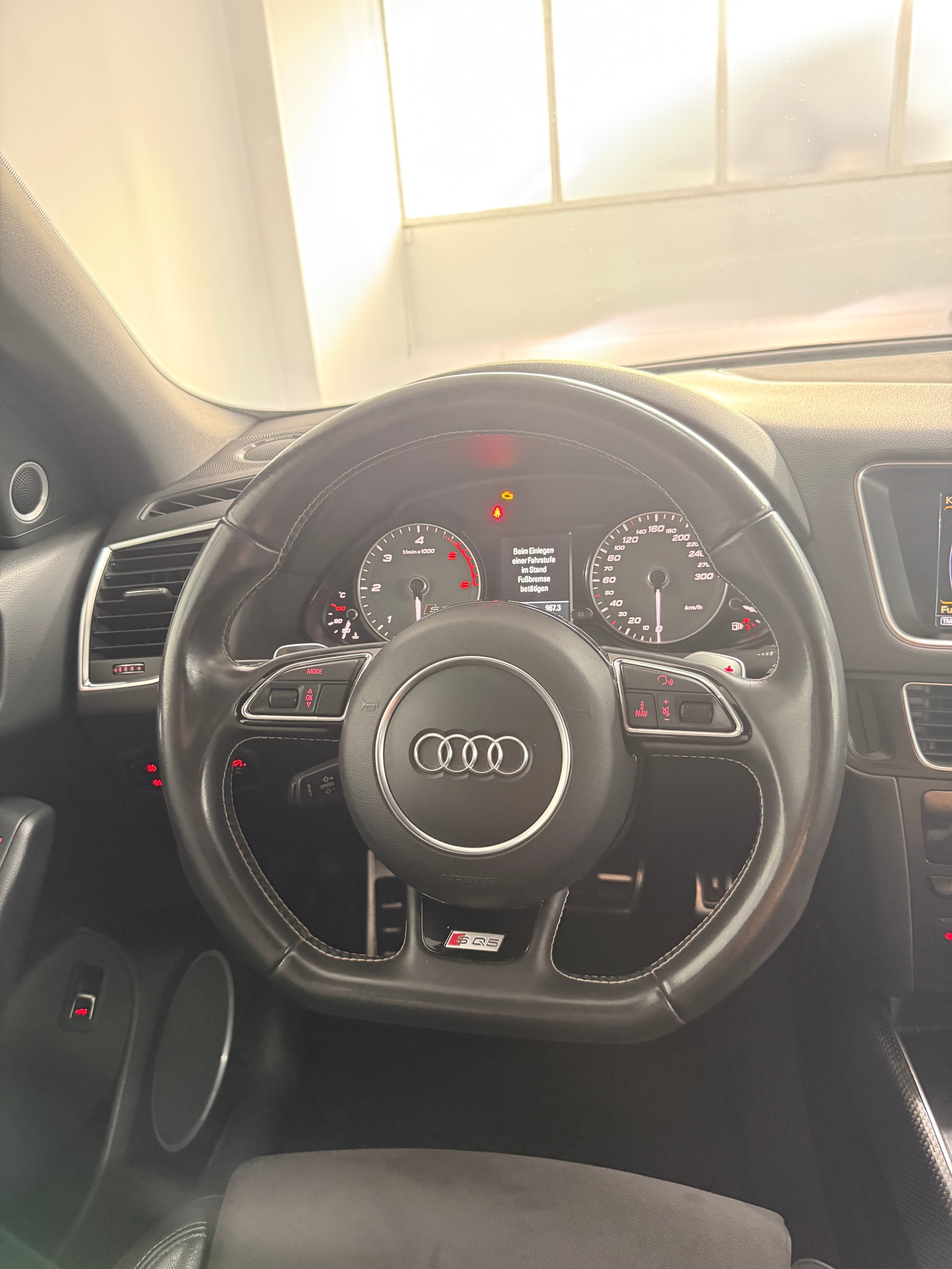 AUDI SQ5 3.0 TDI quattro tiptronic-image-10
