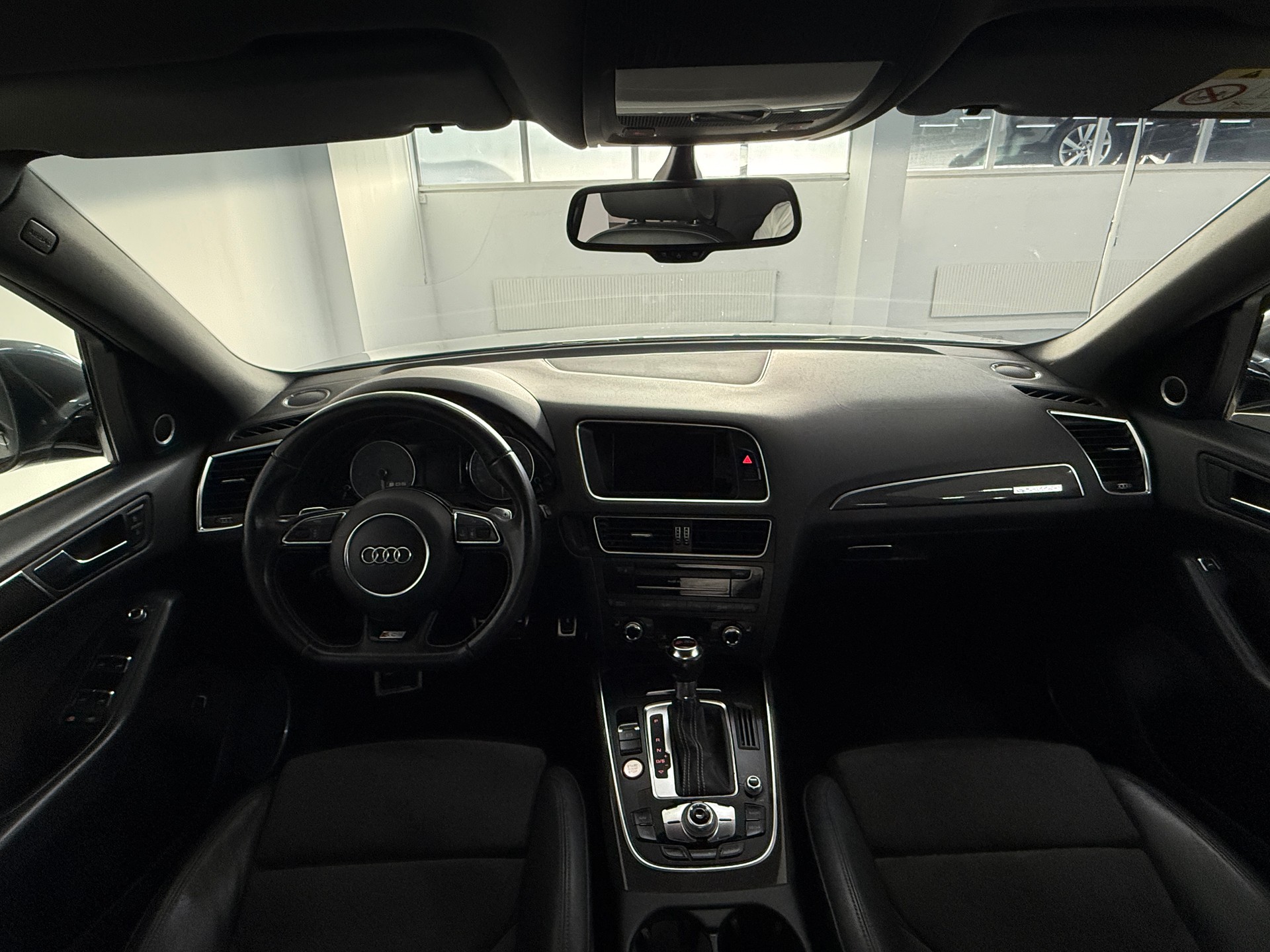 AUDI SQ5 3.0 TDI quattro tiptronic-image-8