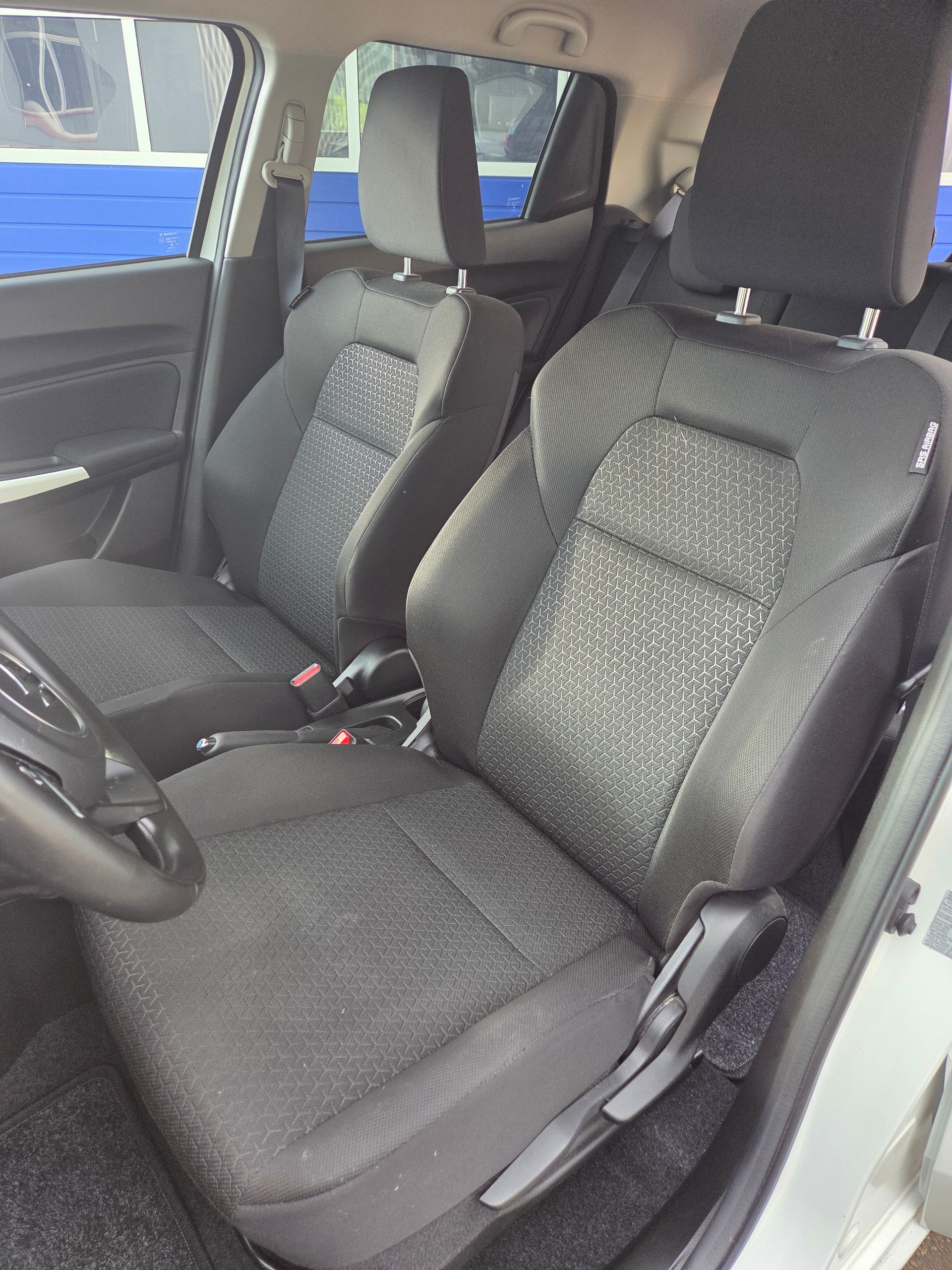 SUZUKI Swift 1.2i 16V SHVS Compact Top Hybrid Allgrip 4x4-image-5