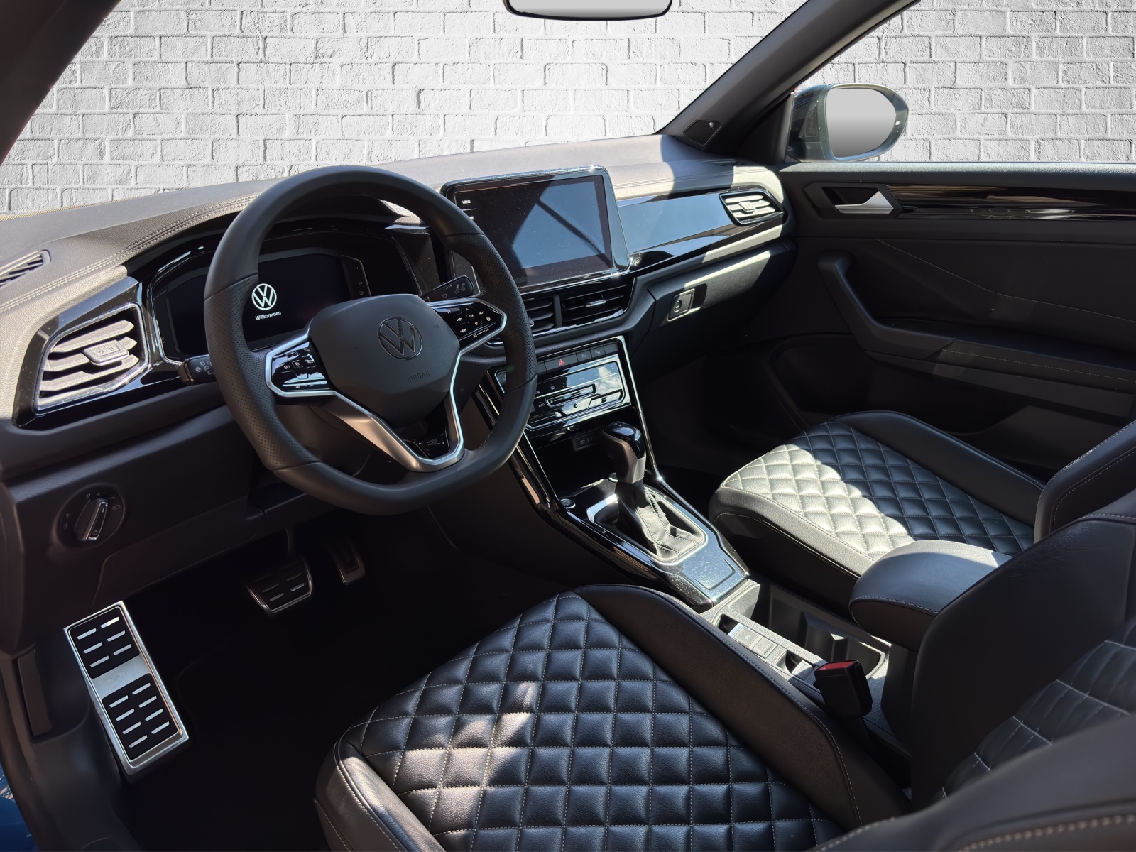 VW T-Roc Cabriolet 1.5 TSI EVO R-Line DSG-image-9