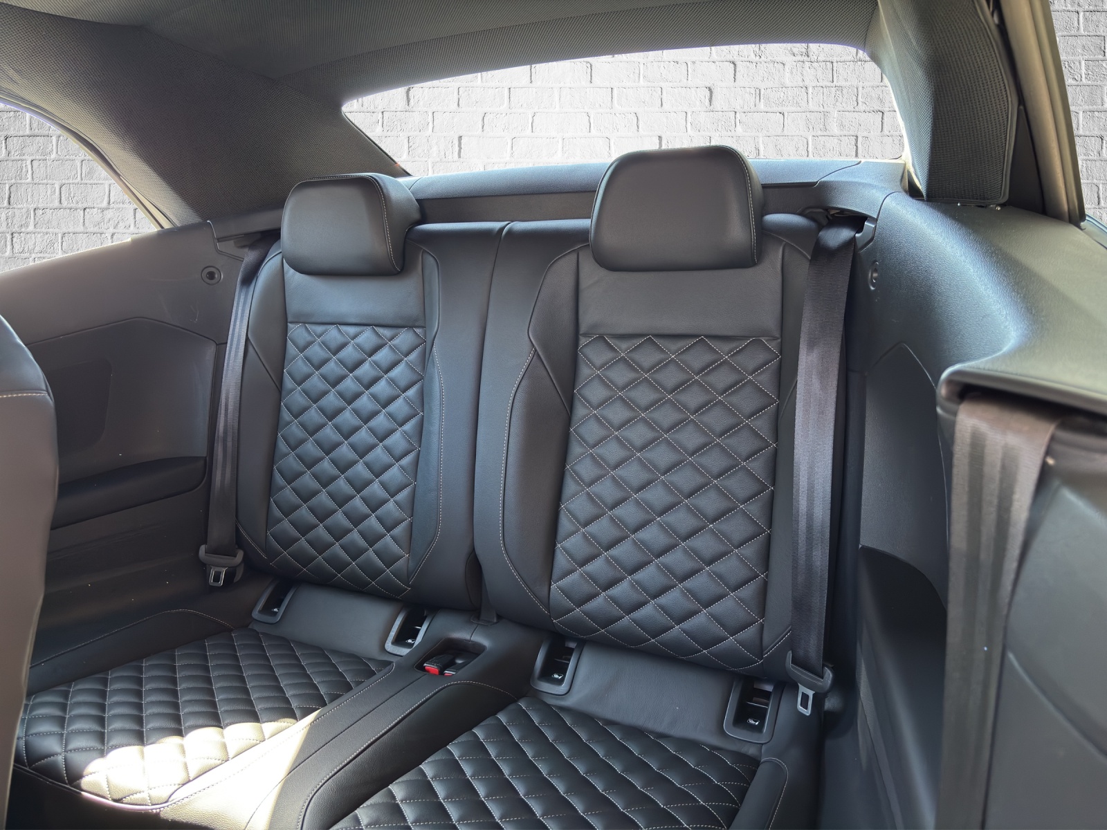 VW T-Roc Cabriolet 1.5 TSI EVO R-Line DSG-image-16