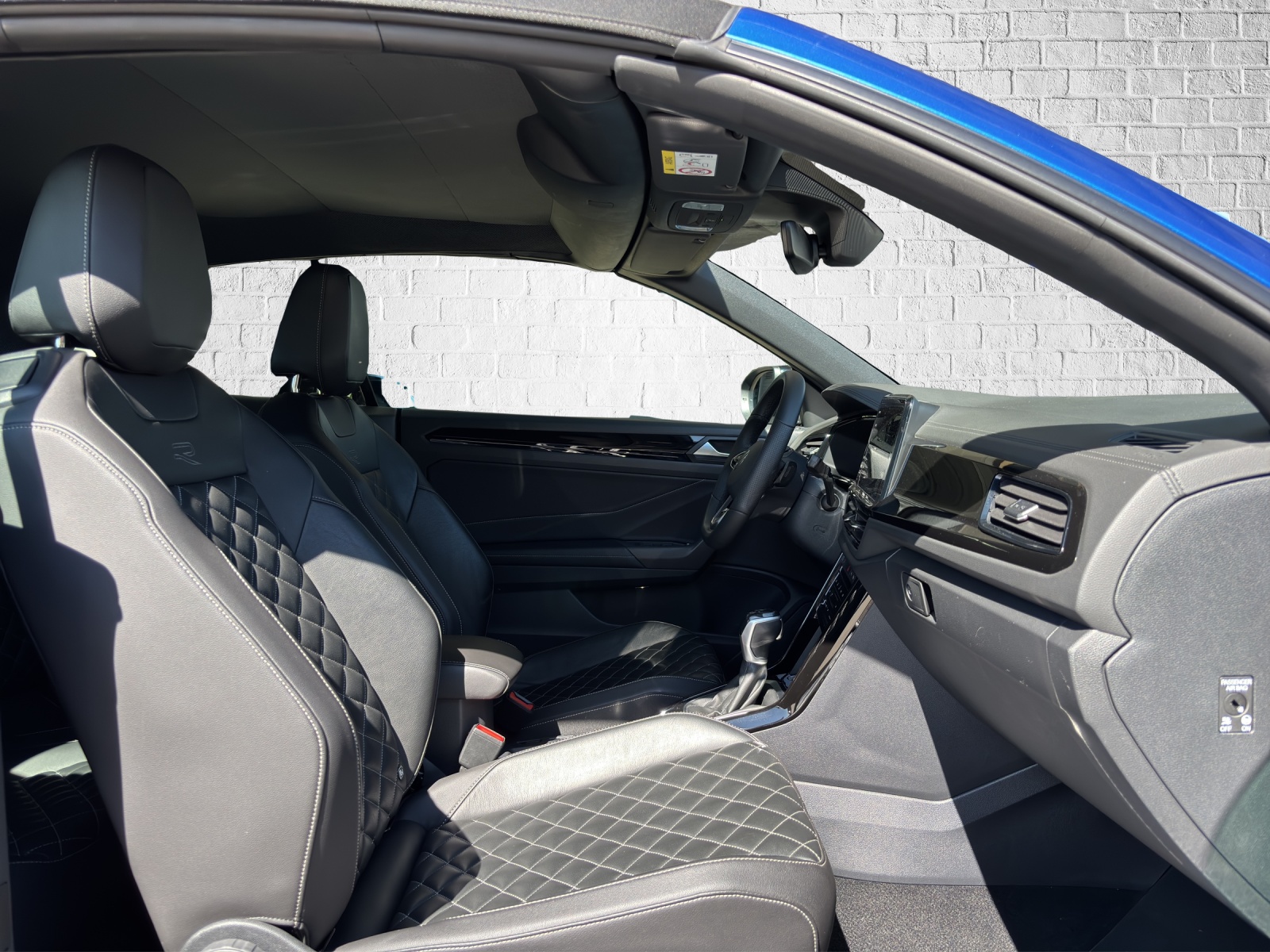 VW T-Roc Cabriolet 1.5 TSI EVO R-Line DSG-image-14