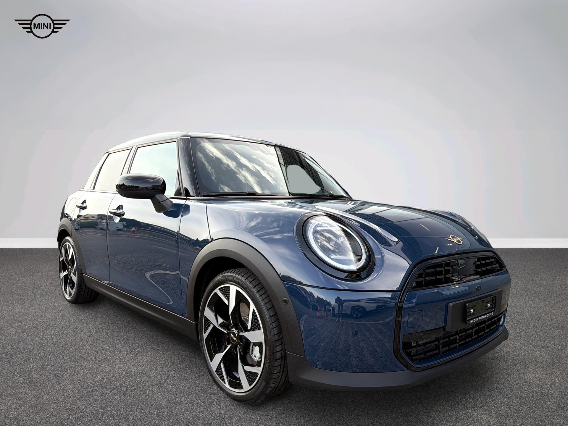 MINI Cooper 5 door C-image-11