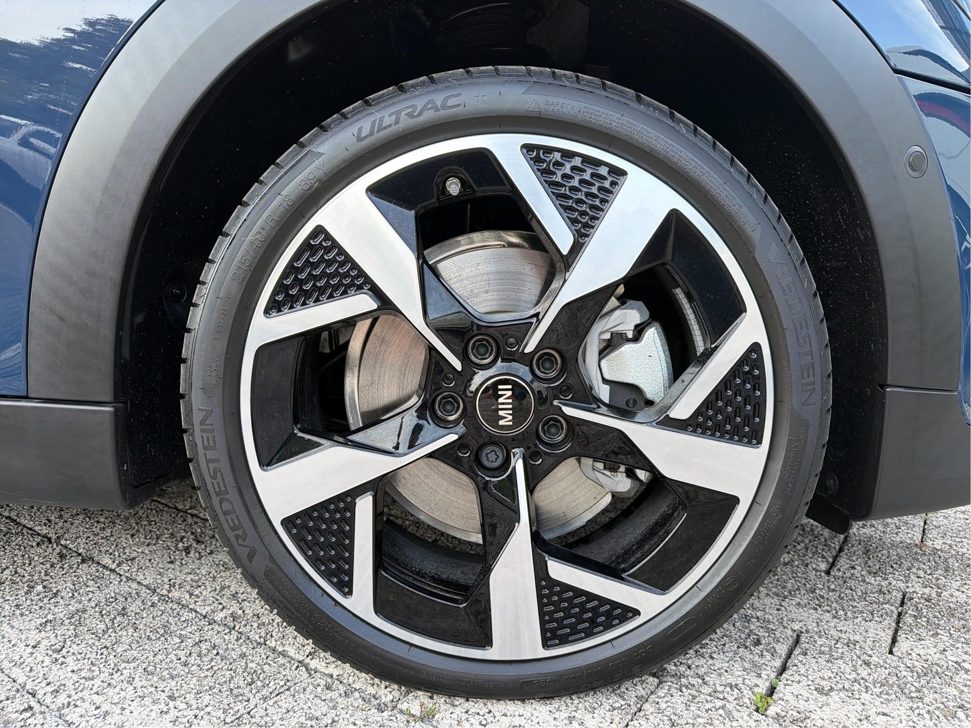 MINI Cooper 5 door C-image-6