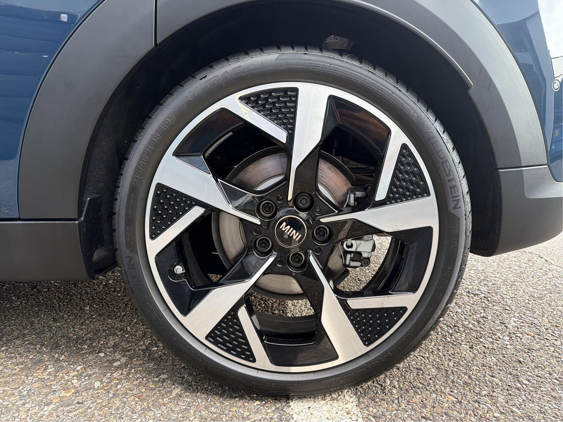 MINI Cooper 5 door C-image-7