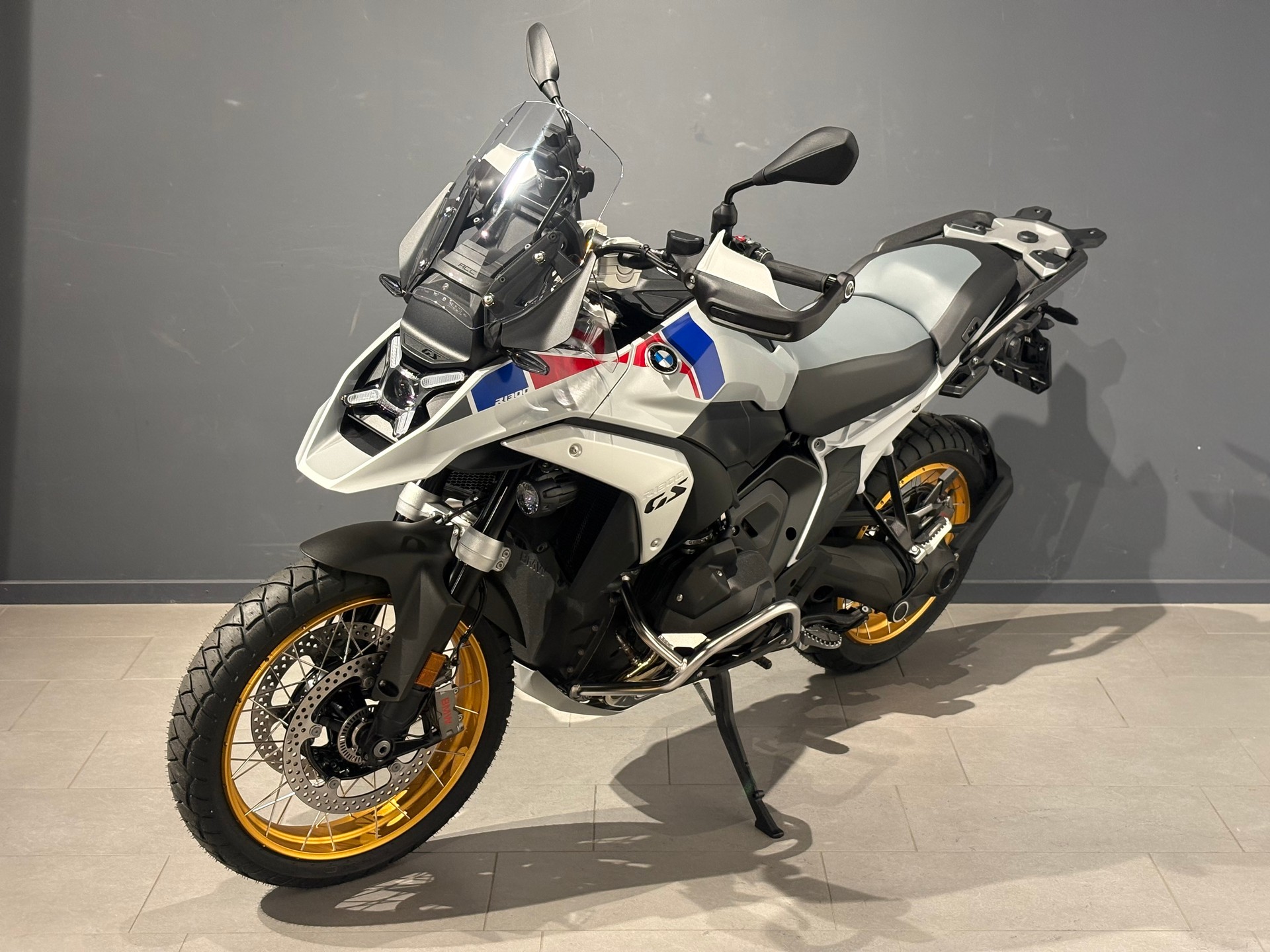 BMW R 1300 GS ! Boxer Prämie ! 1500.--showroom-element-2