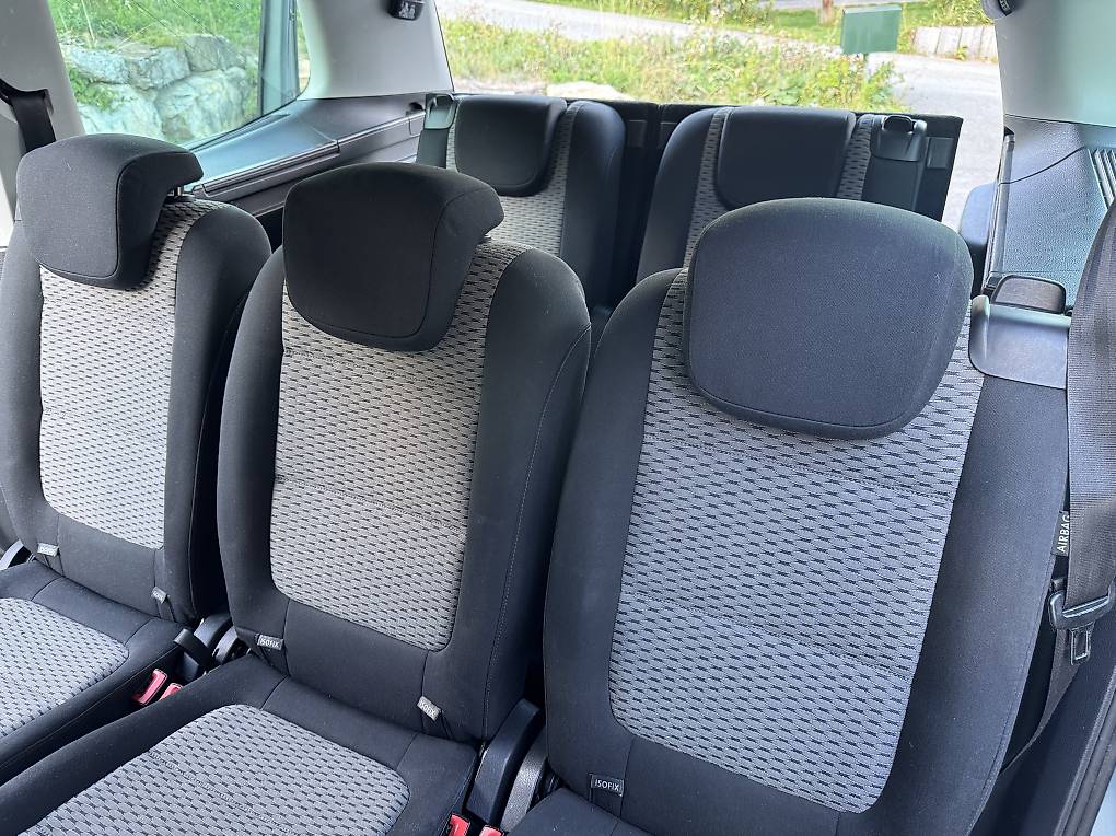 VW SHARAN-image-4