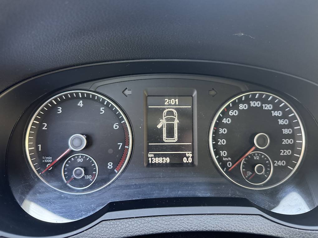 VW SHARAN-image-2
