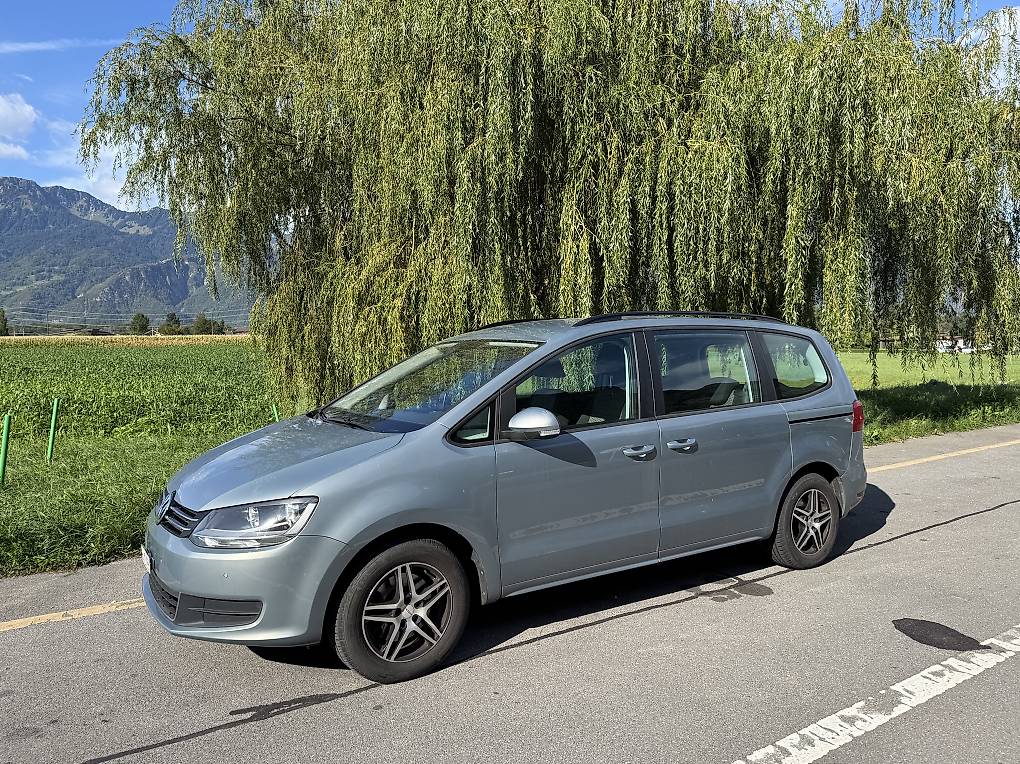 VW SHARAN-image-0