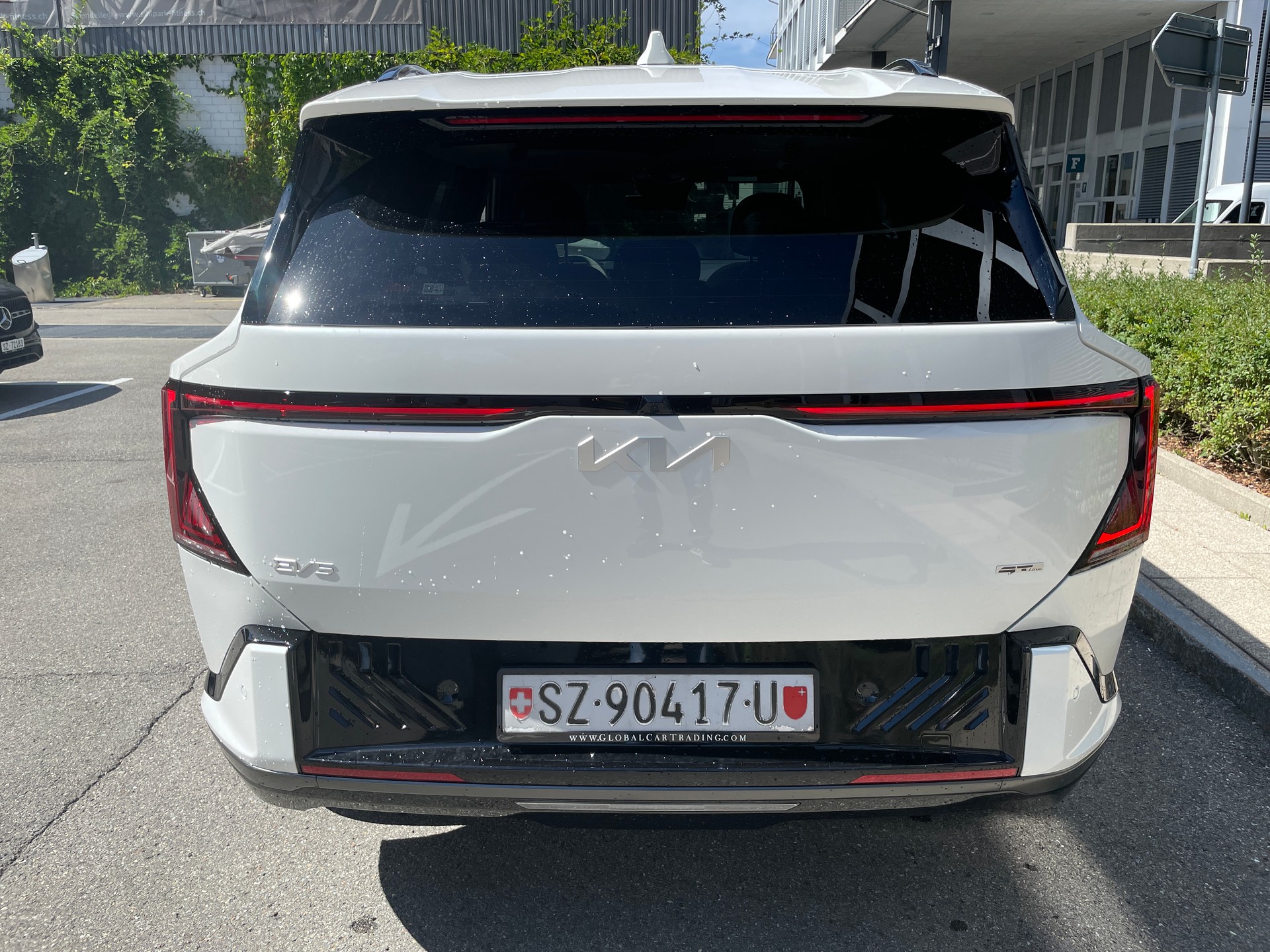 KIA EV5 81,4 kWh GT Line 4x4 mit GT-Line Pack und Panorama-image-3