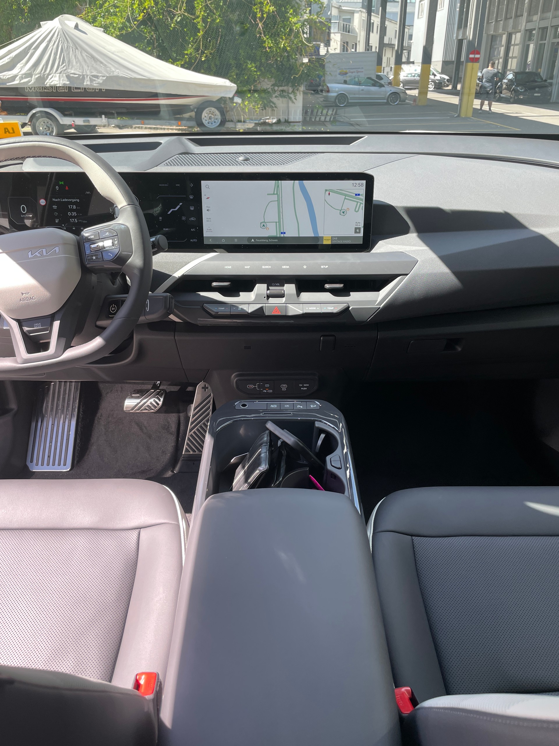 KIA EV5 81,4 kWh GT Line 4x4 mit GT-Line Pack und Panorama-image-19