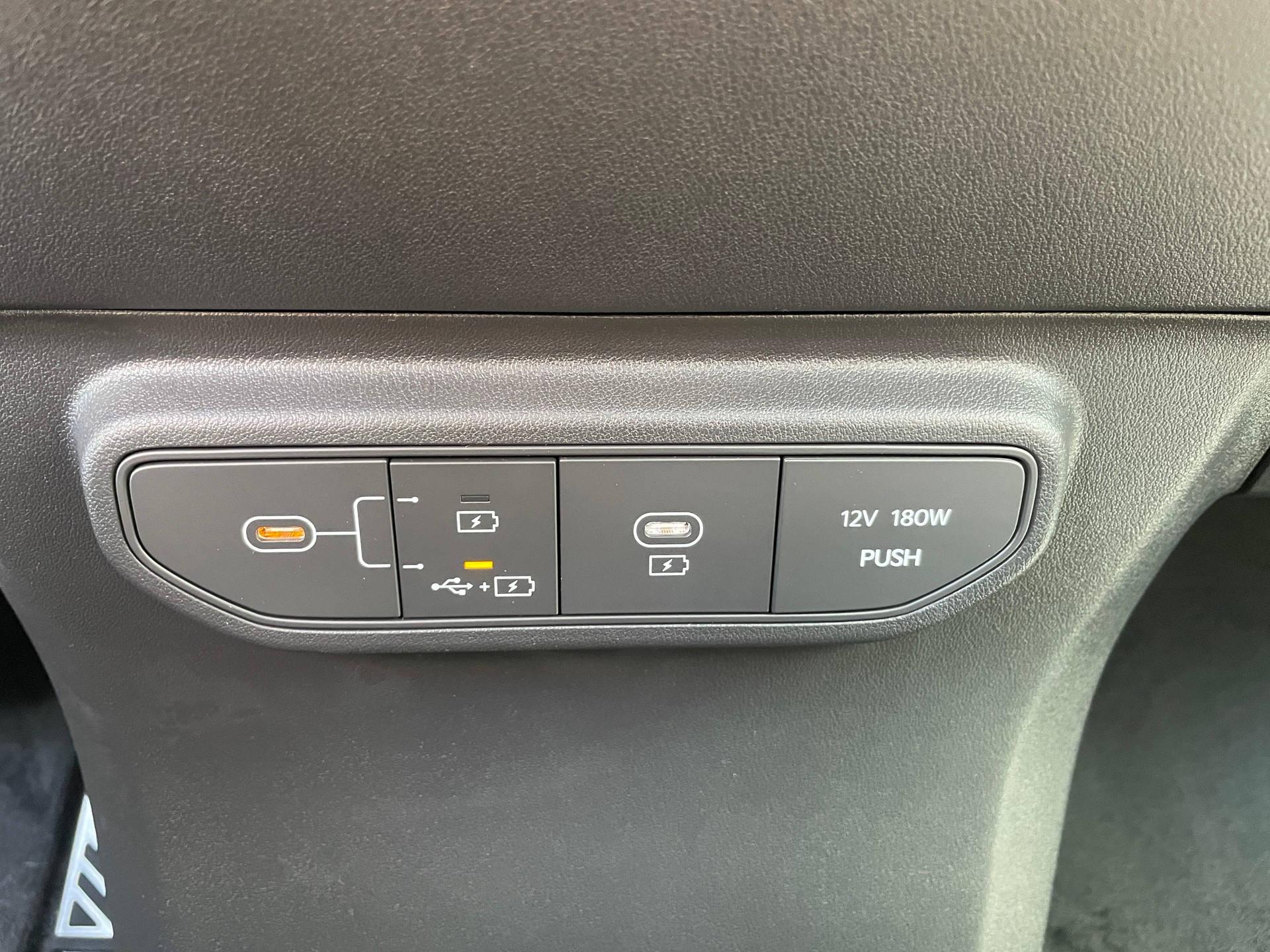 KIA EV5 81,4 kWh GT Line 4x4 mit GT-Line Pack und Panorama-image-31